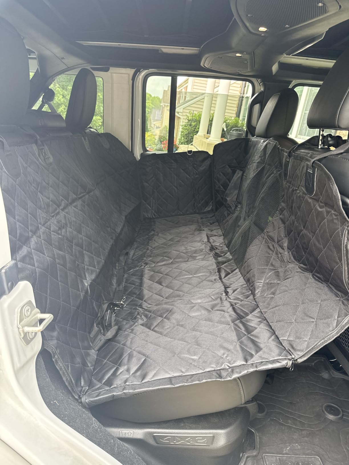Dog Car Seat Cover, 600D Heavy Duty Car Seat Cover for Dogs Pets, 100% Waterproof Anti-Scratch Nonslip Dog Hammock for Cars, Seat Covers Protector with SeatBelt for Sedan SUV Truck Standard Black customer photo 1