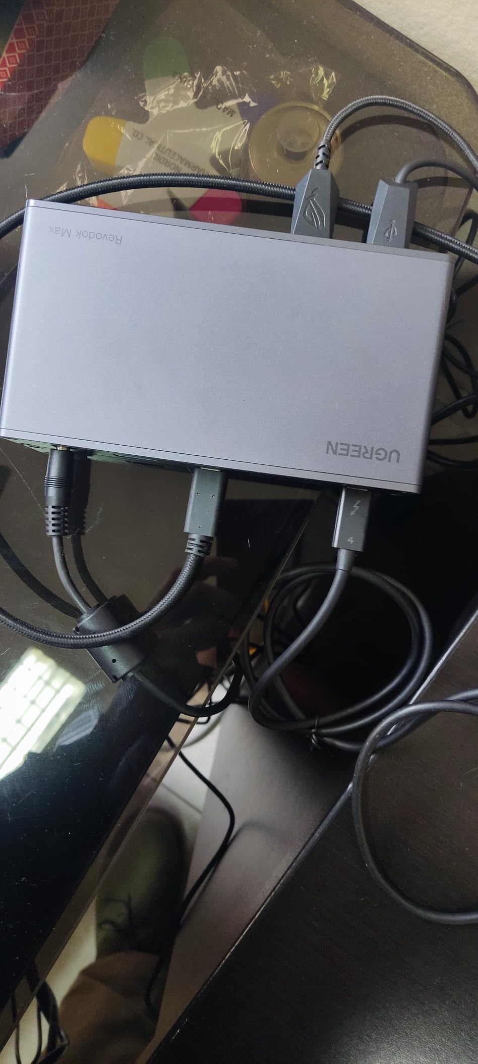 UGREEN 8-in-1 Thunderbolt 4 Docking Station, Dual 4K@60Hz, 3xTBT4, 40Gbps customer photo 1