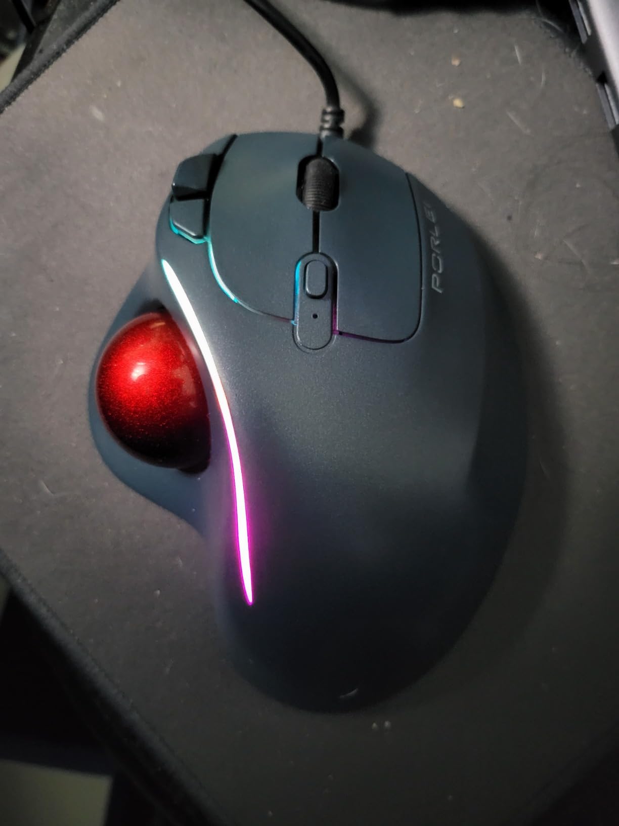 Wired Trackball Mouse with RGB Lighting, Ergonomic Thumb Control to Reduce Muscle Strain, 5 Adjustable DPI, Dual USB-C & USB-A Connectivity customer photo 1