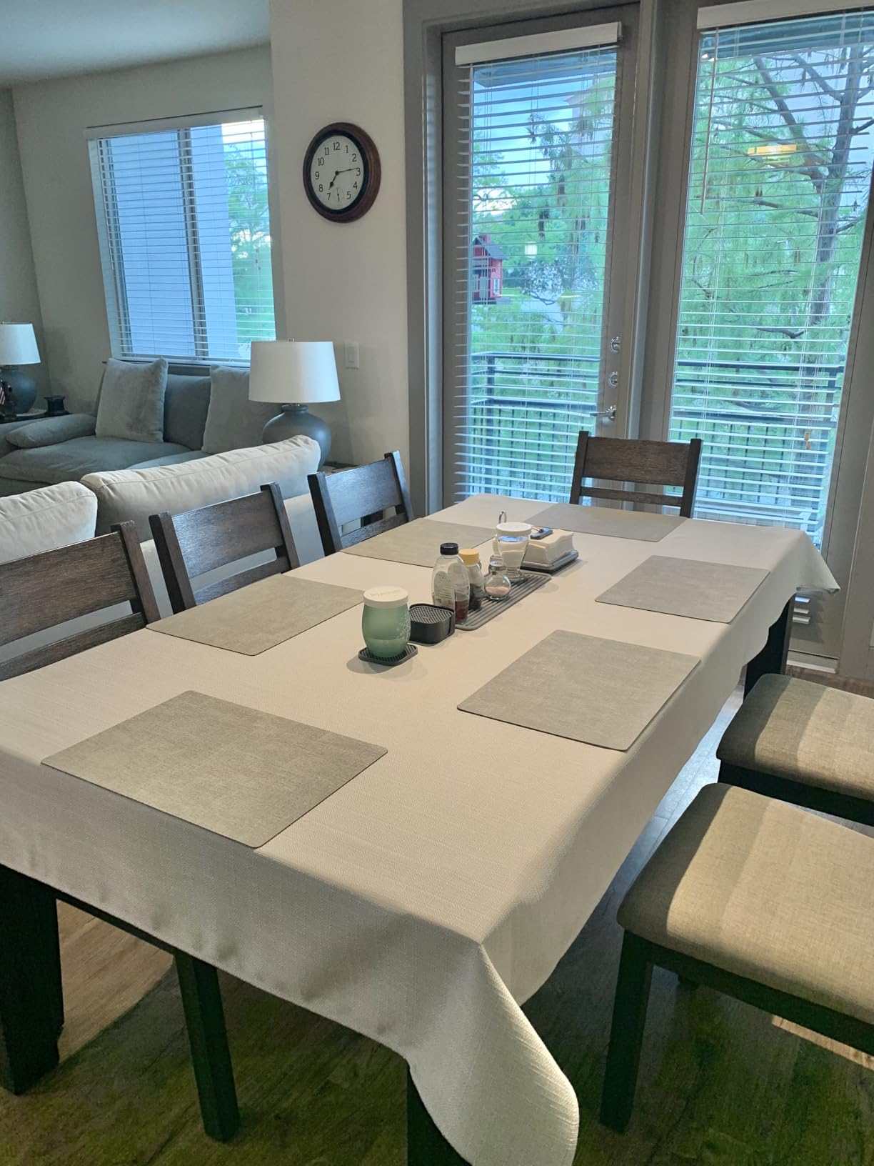 Romanstile Vinyl Placemats Set of 6, Reversible Faux Leather Heat Resistant Wipeable Table Mats, Waterproof Washable Non-Slip Table Placemats for Dining/Kitchen/Outdoor (Grey Light Grey, 12