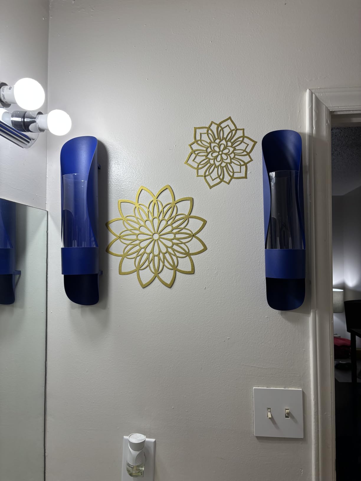 Zzbakress 3 Pcs Metal Flowers Wall Art Bathroom Wall Decor, Black Elegant | Farmhouse Flower Bathroom Decor Wall Decorations For Bathroom, Living Room, Office, Kitchen, Hallway And Outdoor customer photo 1