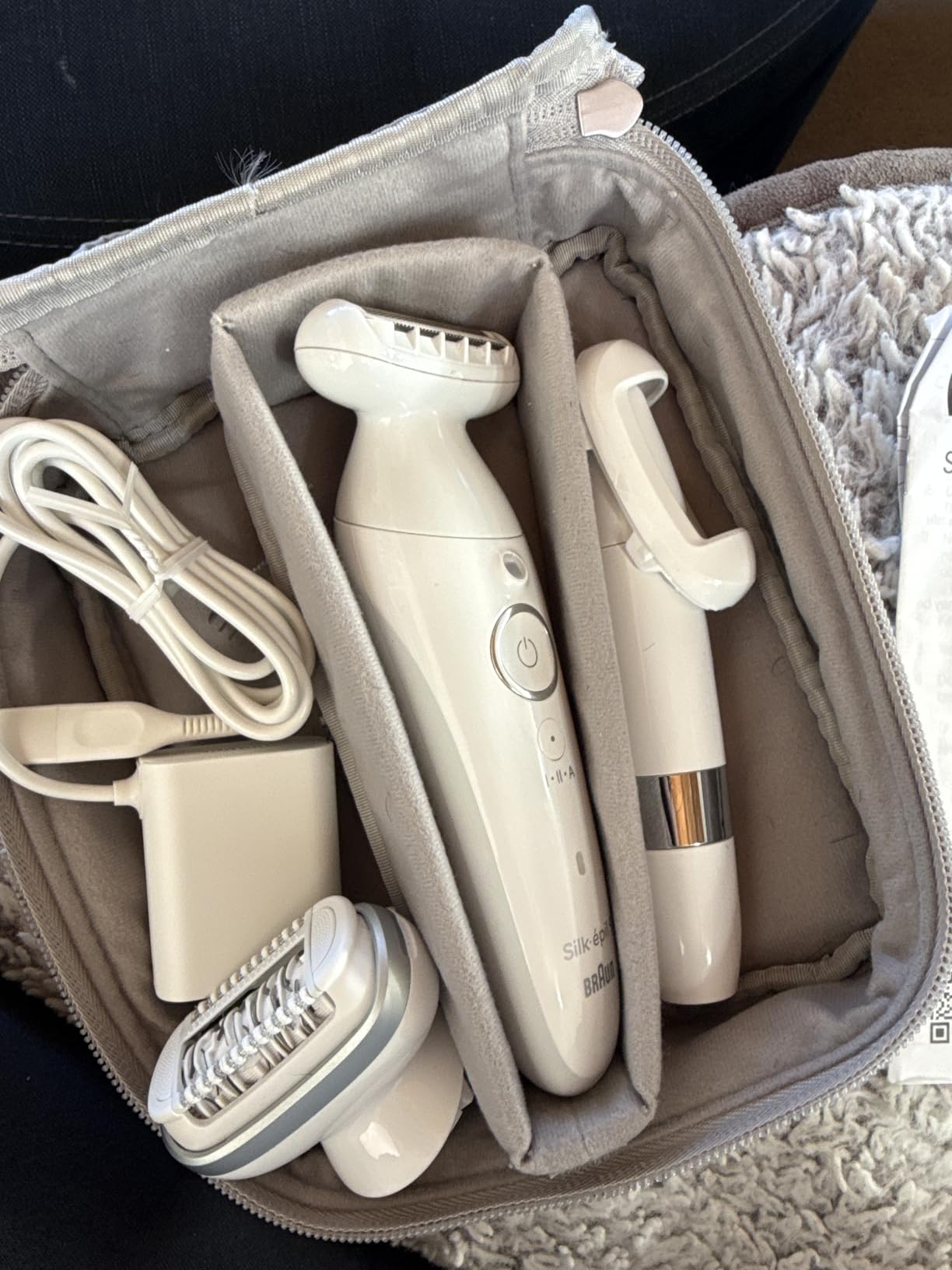 Braun Silk-epil 9 Epilator, Pivoting Head, Wet and Dry, Includes Body Trimmer, Shaver Head and Trimmer Comb, SES9-441 customer photo 1