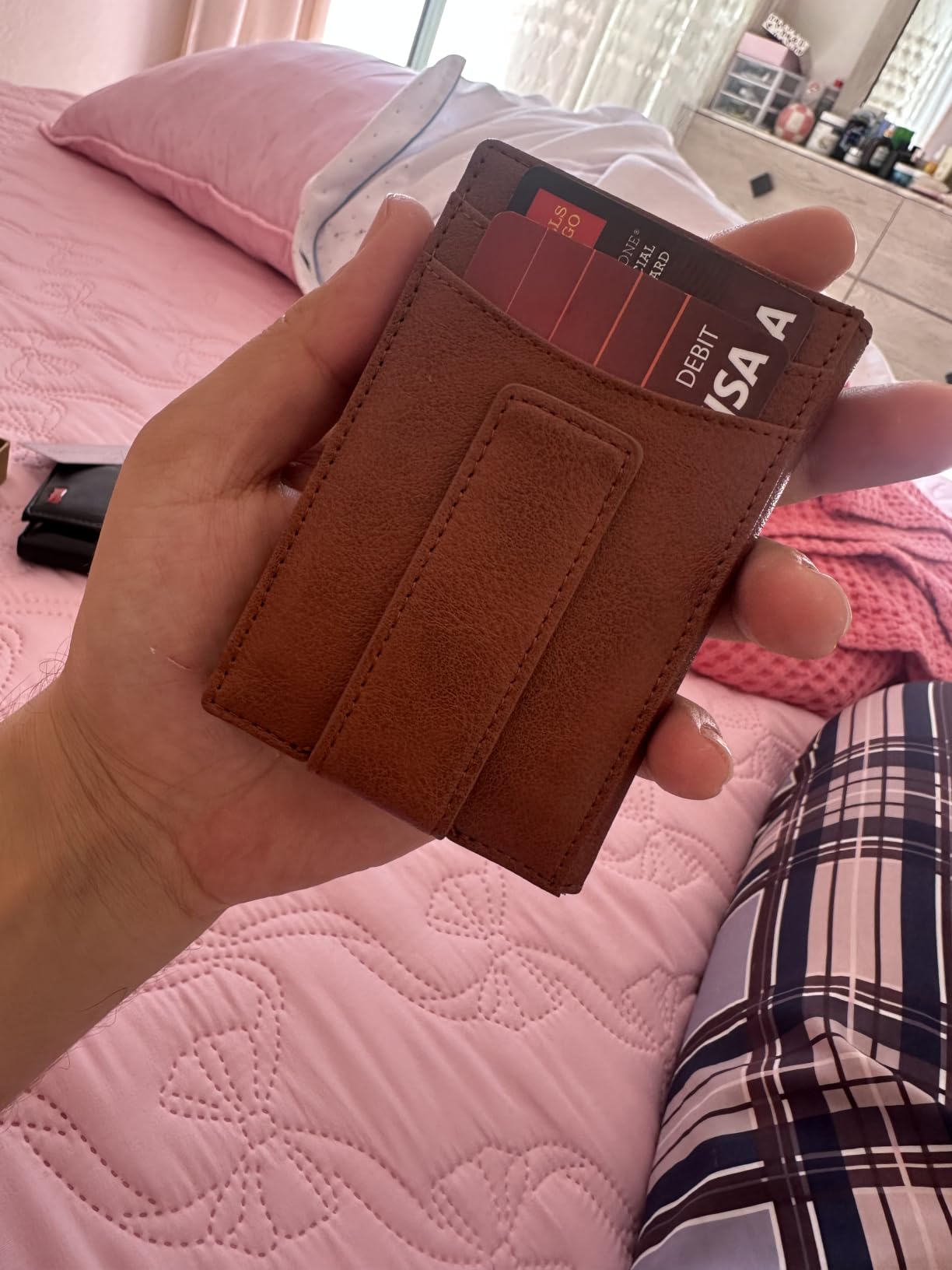 BULLIANT Magnetic Closure Slim Wallet - Genuine Leather Front Pocket Wallet for Men, RFID Blocking, Holds 12 Cards and Money Clip customer photo 1