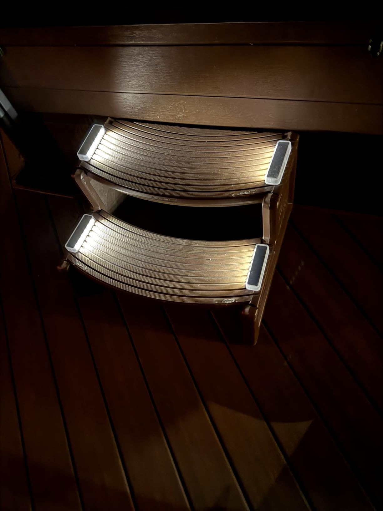 DetarZinLED Solar Step Lights for Outside,4 Pack Solar Stair Lights Outdoor Waterproof,Warm White Deck Light Solar Powered Waterproof for Steps,Stairs,Walkway,Sidewalk,Patio,Pathway customer photo 2