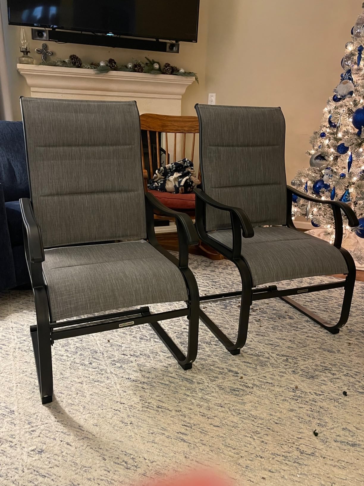 NUU GARDEN Patio Dining Chairs Set of 4, All Weather Outdoor Padded Textilene Patio Chairs, Breathable Spring Motion Textile High Back Outdoor Dining Chairs for Backyard, Lawn, Deck, Grey customer photo 2