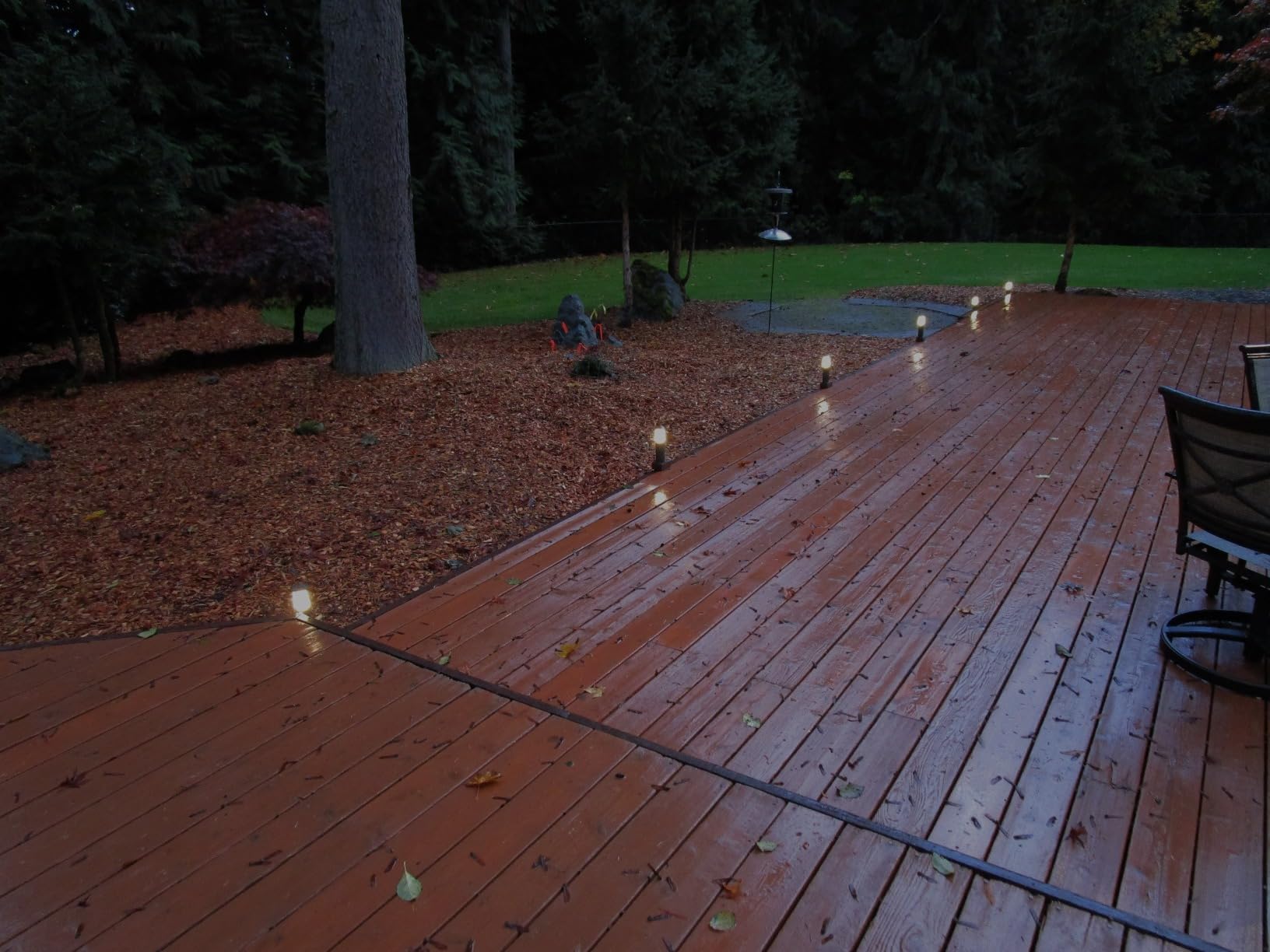 SUNVIE All-in-One LED Landscape Lighting Kit, 8-Pack Low Voltage Pathway Lights with Transformer and 100FT 16/2 AWG Wire, 3000K Waterproof Landscape Lights with Connectors for Walkway Garden Yard customer photo 1