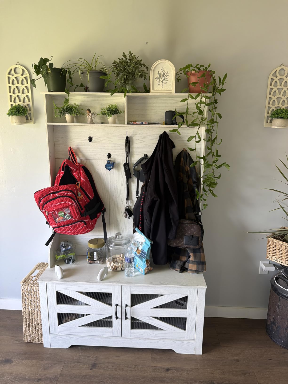 Itaar Hall Tree with Bench and Shoe Storage, 5-in-1 Entryway Bench with Coat Rack, 16 Shoe Cubbies & 12 Coat Hooks, Barn Door & Adjustable Shelf (Embossed White) customer photo 1