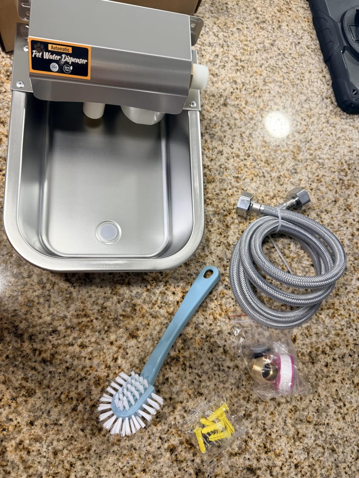 Automatic Water Dispenser for Dogs, 3L /101 oz 304 Stainless Steel Dog Water Feeder, Auto-Fill Large Waterer for Pets & Livestock, Outdoor Dog Water Bowl, Wide Mouth, Anti-tip, Easy to Clean customer photo 1