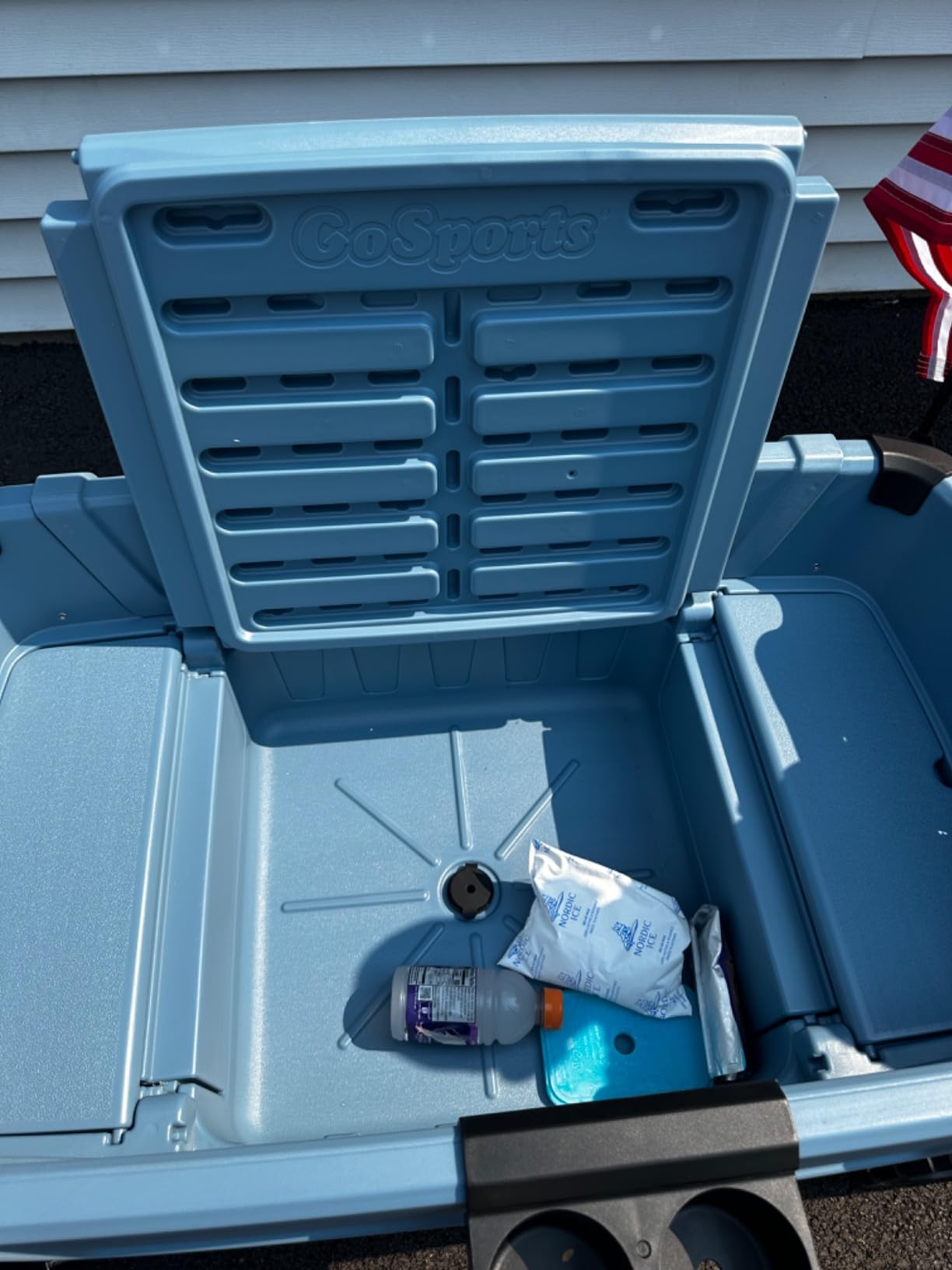 CUDDY Wagon Cooler - Premium Family Wagon and Gear Hauler with Built in 40 QT Cooler, Storage and Cup Holders customer photo 1