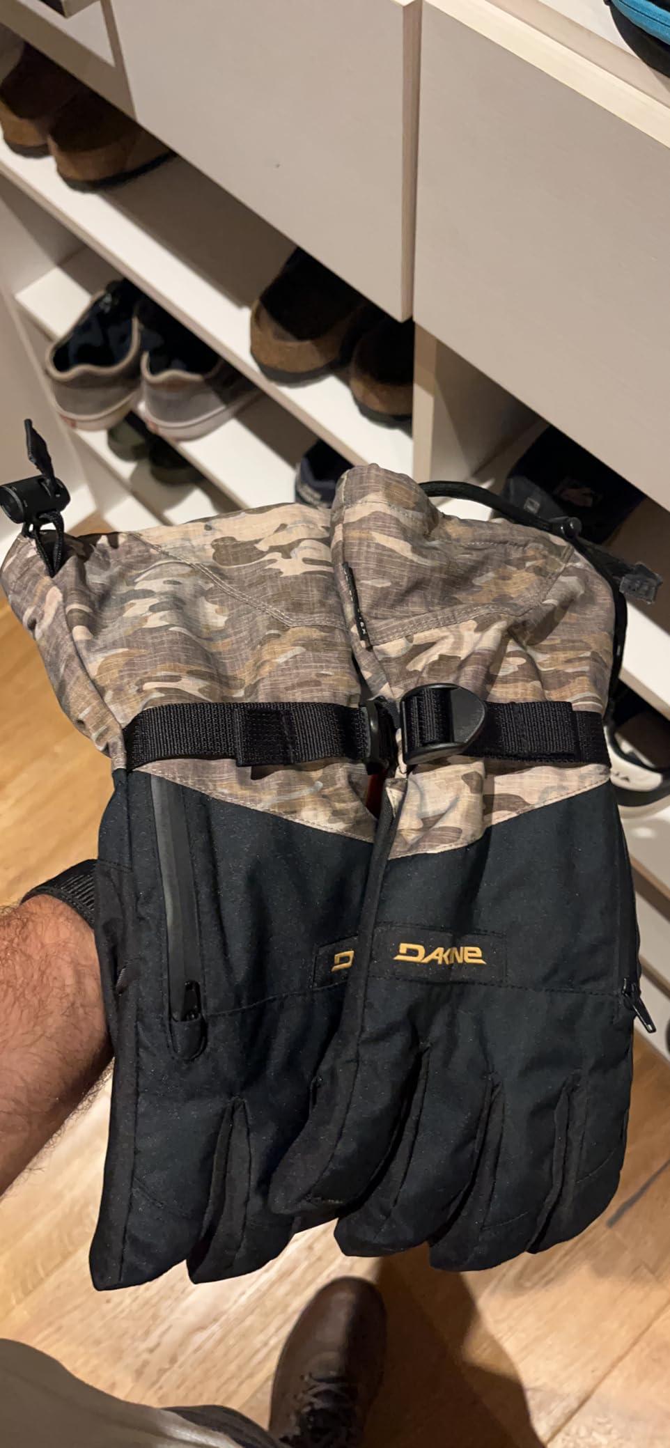 Dakine Mens Titan Gore-Tex Snow Glove customer photo 1