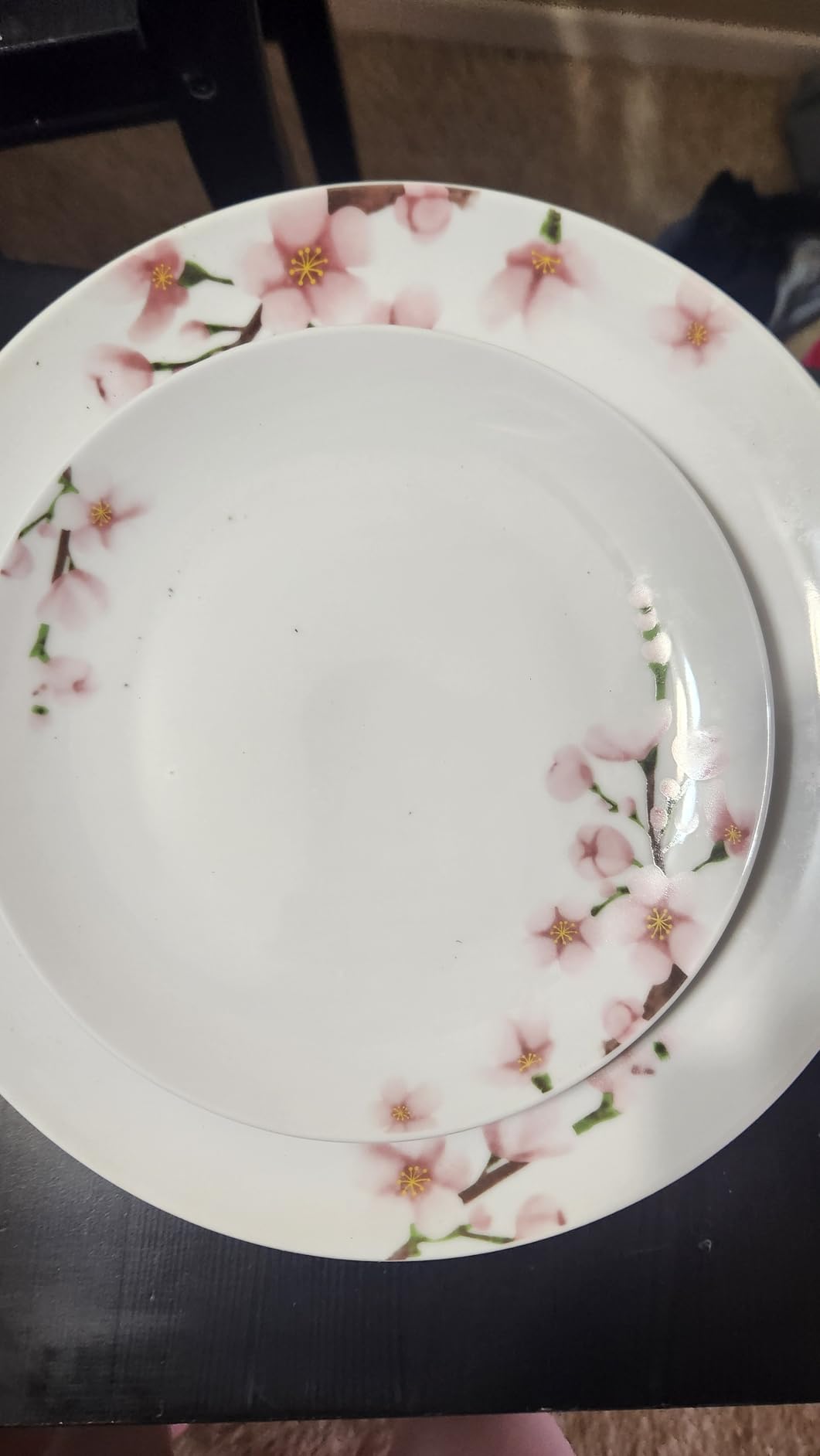 VEWEET FIONA 24-Piece Porcelain Dinnerware Set customer photo 1