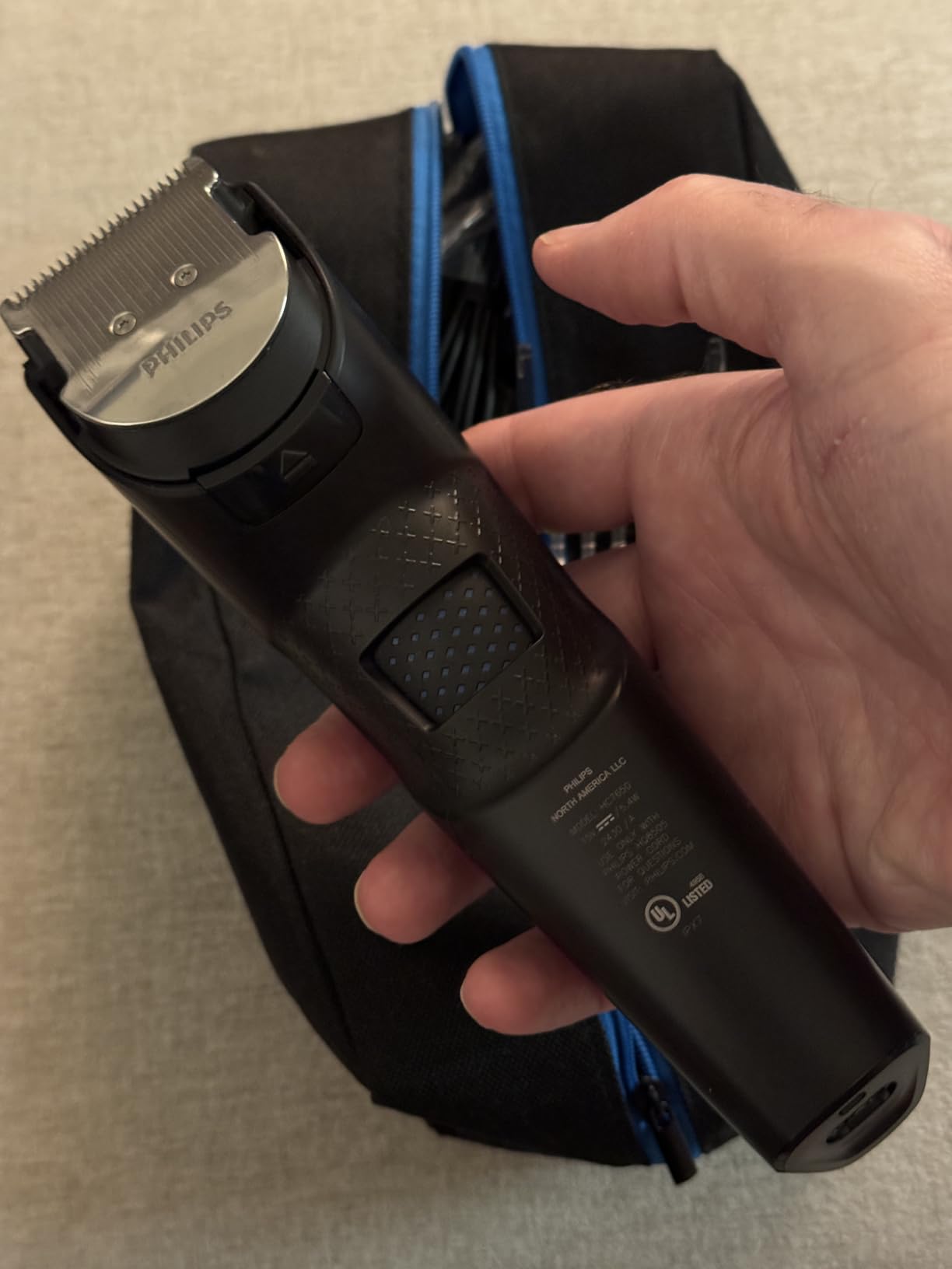 Norelco Philips Hair Clipper 7000 Series, Hair and Beard Trimmer, Precision Dial, PowerAdapt Sensor, Trim-and-Flow, DualCut, DuraPower, 28 Length Settings, 90 Min. Runtime, Model HC7650/40 customer photo 2