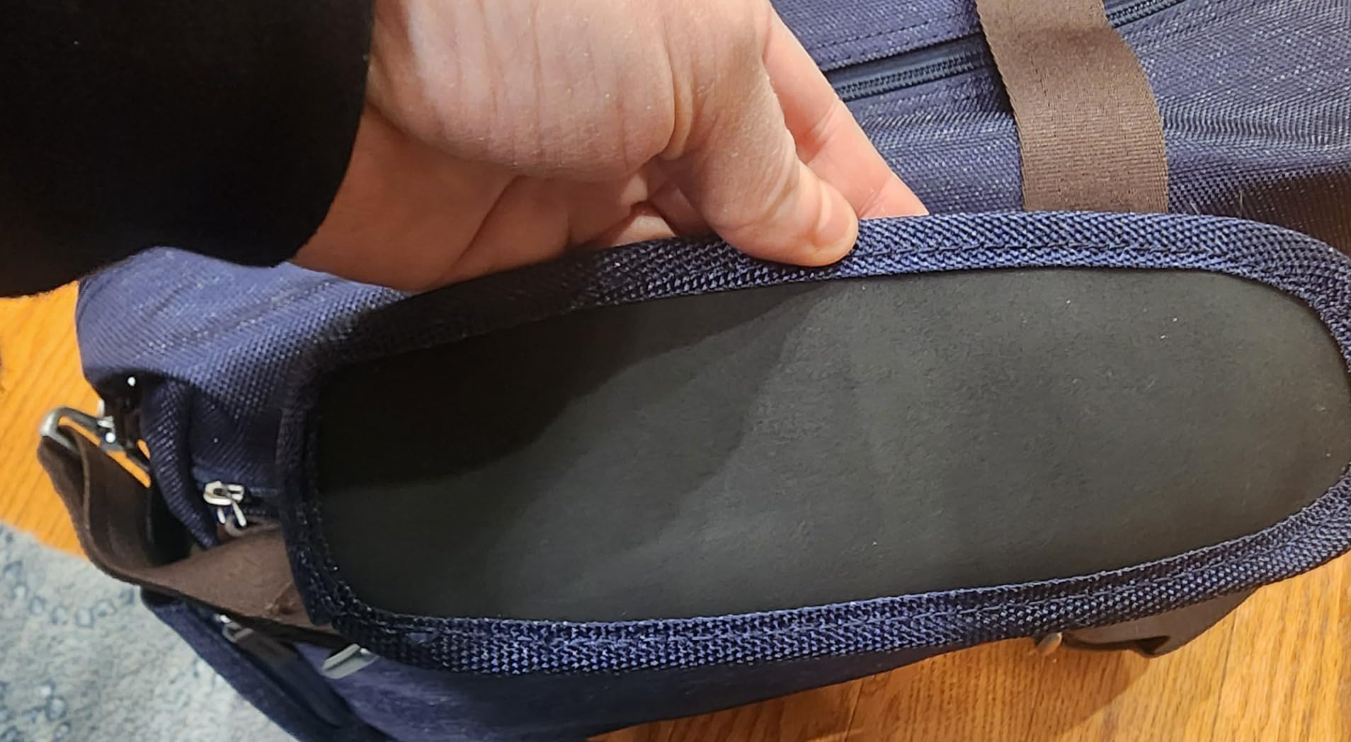 Travelpro Platinum Elite Carry on Soft Travel Underseat Tote Bag, Weekender, Overnight, Men and Women, 16.5 Inch customer photo 2
