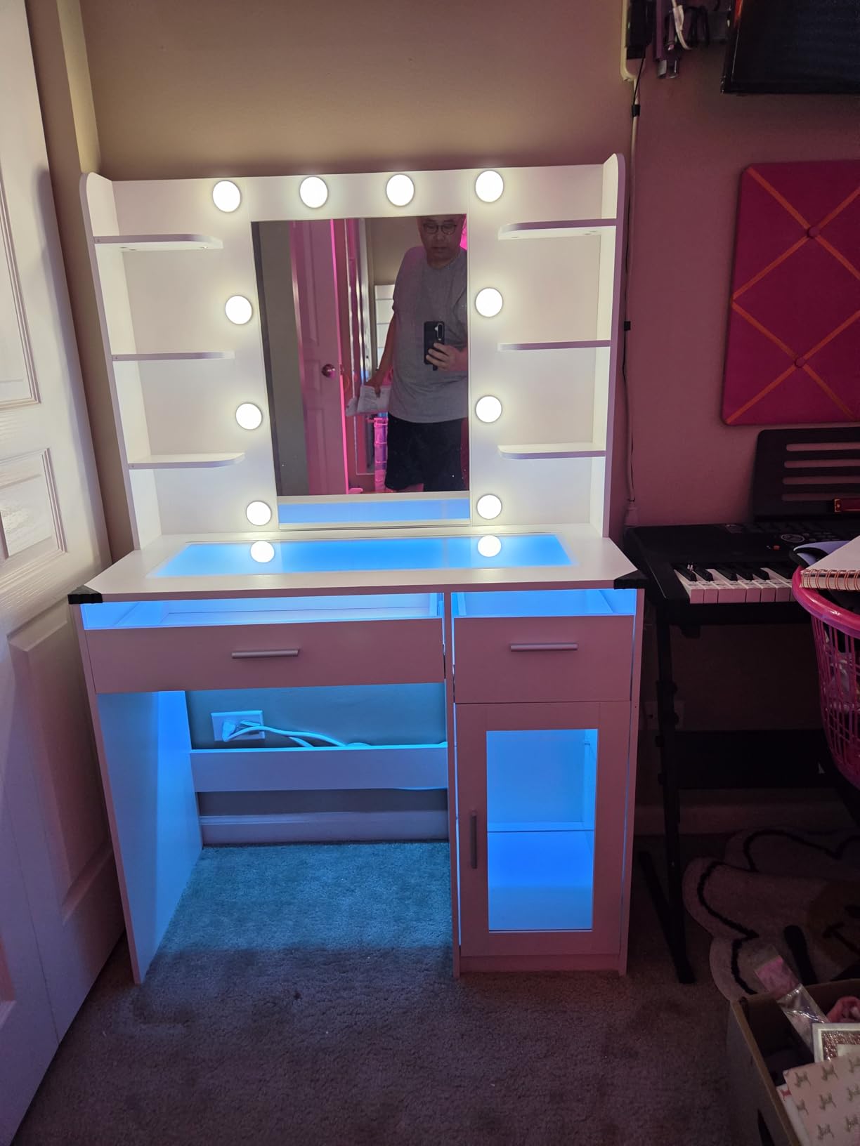 HUAHUU Vanity Desk with Mirror and Lights, Makeup Vanity Desk with Lights 3 Colors, Transparent Top Vanity with 2 RGB Drawers, 6 Shelves, Large Tempered Cabinet, Power Outlet, for Bedroom, White customer photo 1