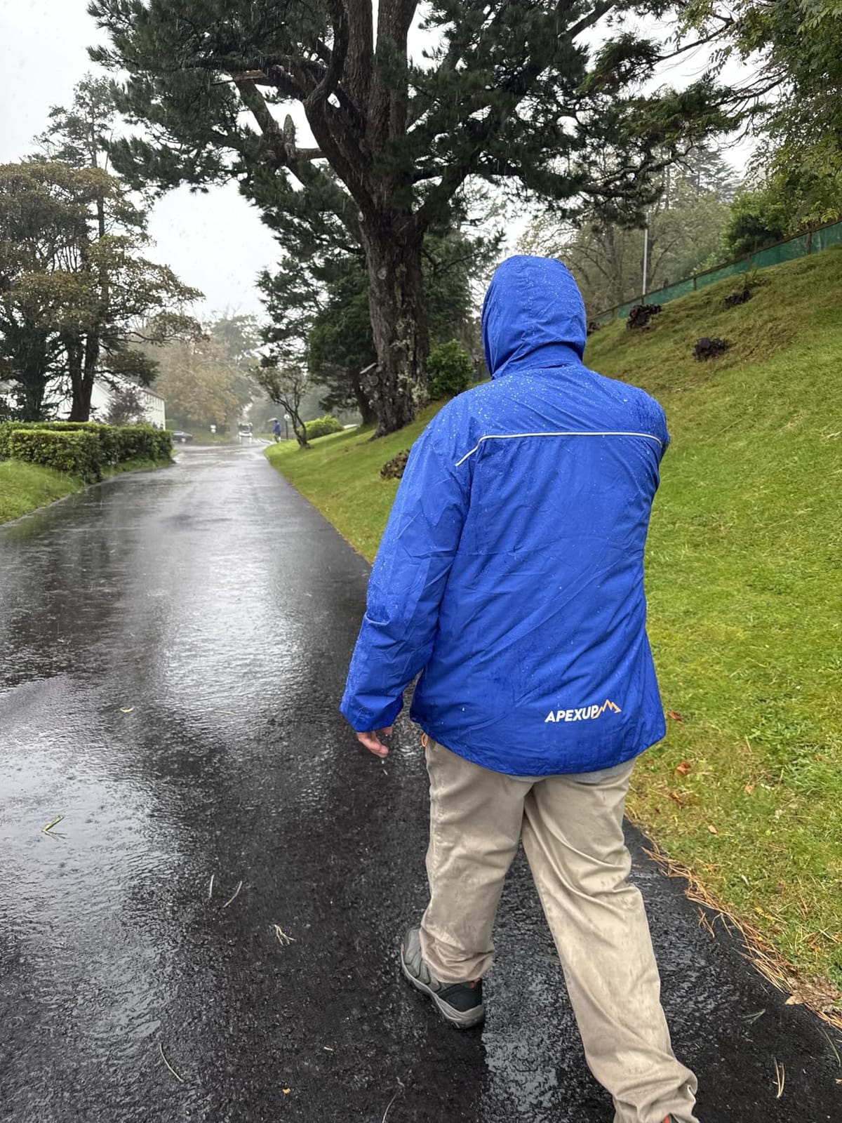 APEXUP Packable Rain Jacket Men with Reflective Zipper, Lightweight Waterproof Raincoat, Mens Rain Jacket for Outdoor Sports customer photo 1