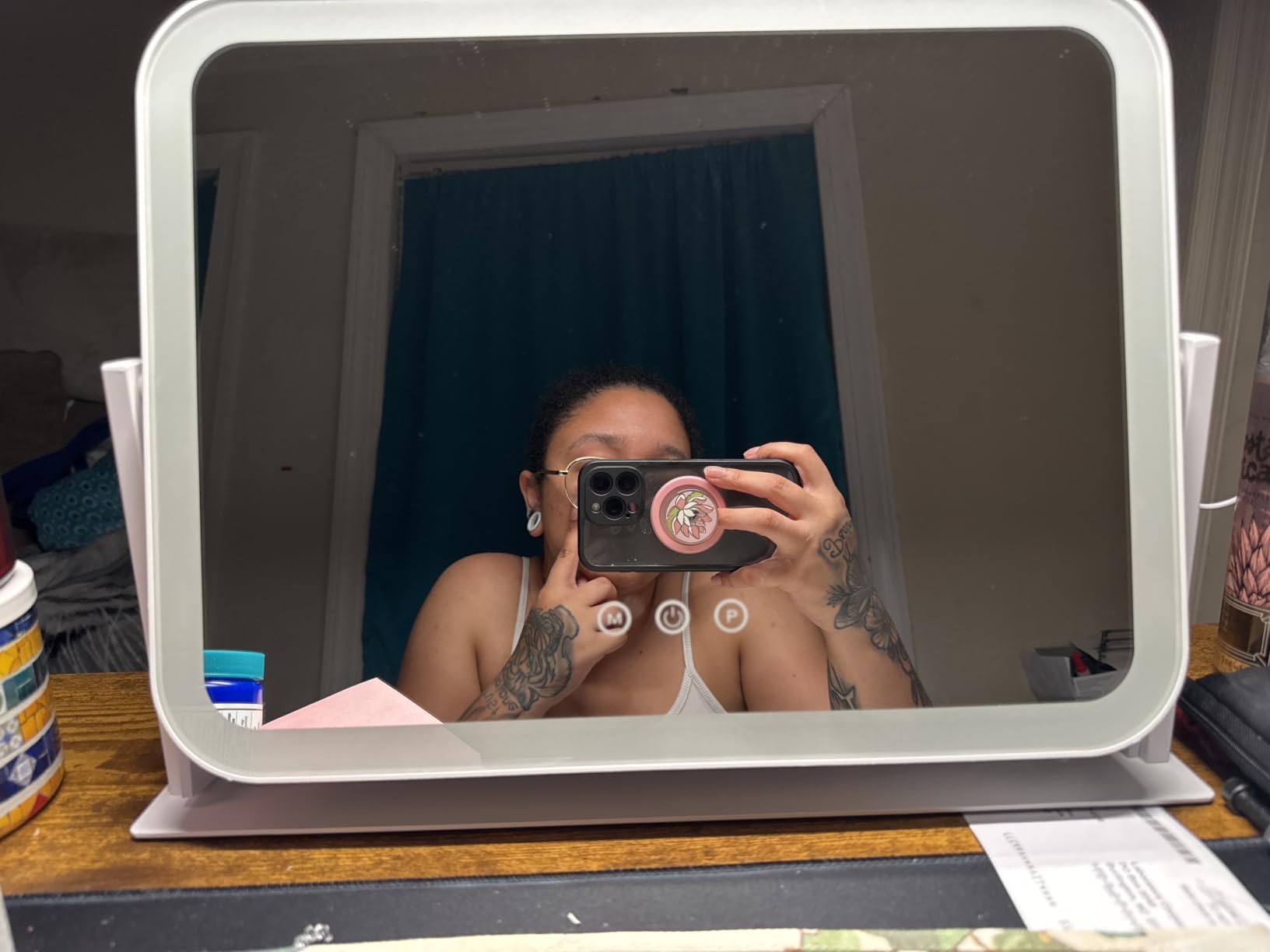 ROLOVE Lighted Makeup Mirror, 17