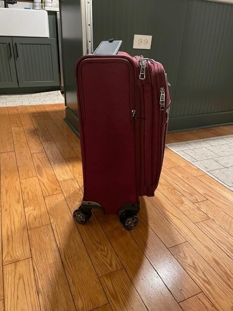 Travelpro Platinum Elite Checked Luggage Spinner, Navy, 29-Inch | Expandable Softside With USB Port, Built-In Suiter, 8 Wheels & TSA-Approved Lock for Travelers customer photo 2