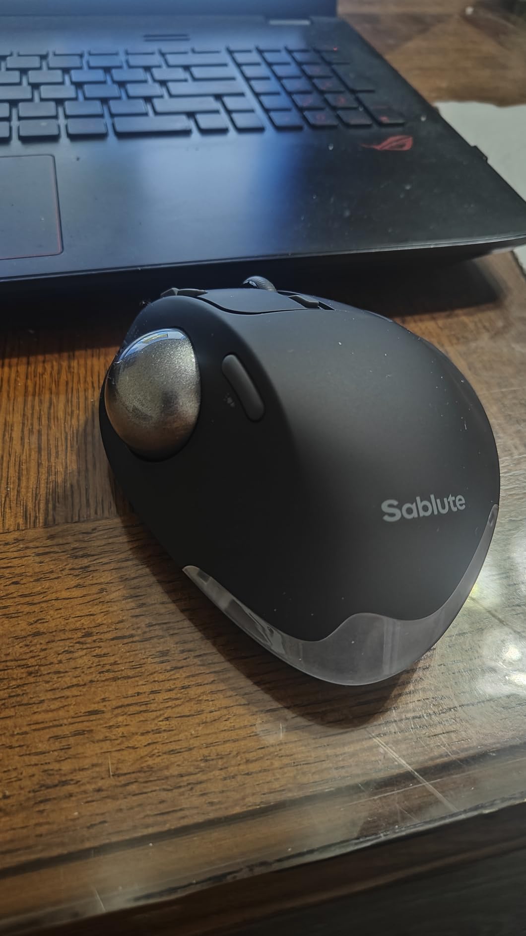 SABLUTE MAM1 Pro Ergonomic Wireless Trackball Mouse, Rechargeable Adjustable 0°/18° Angle, Thumb Control, Quiet Click, 3 Multi-Device Bluetooth & USB Receiver customer photo 2