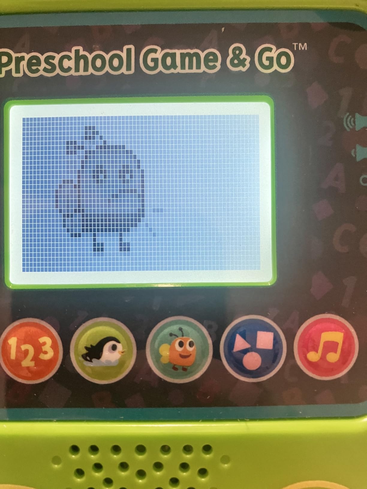 LeapFrog Preschool Game and Go Handheld Video Game Toy, Green customer photo 2