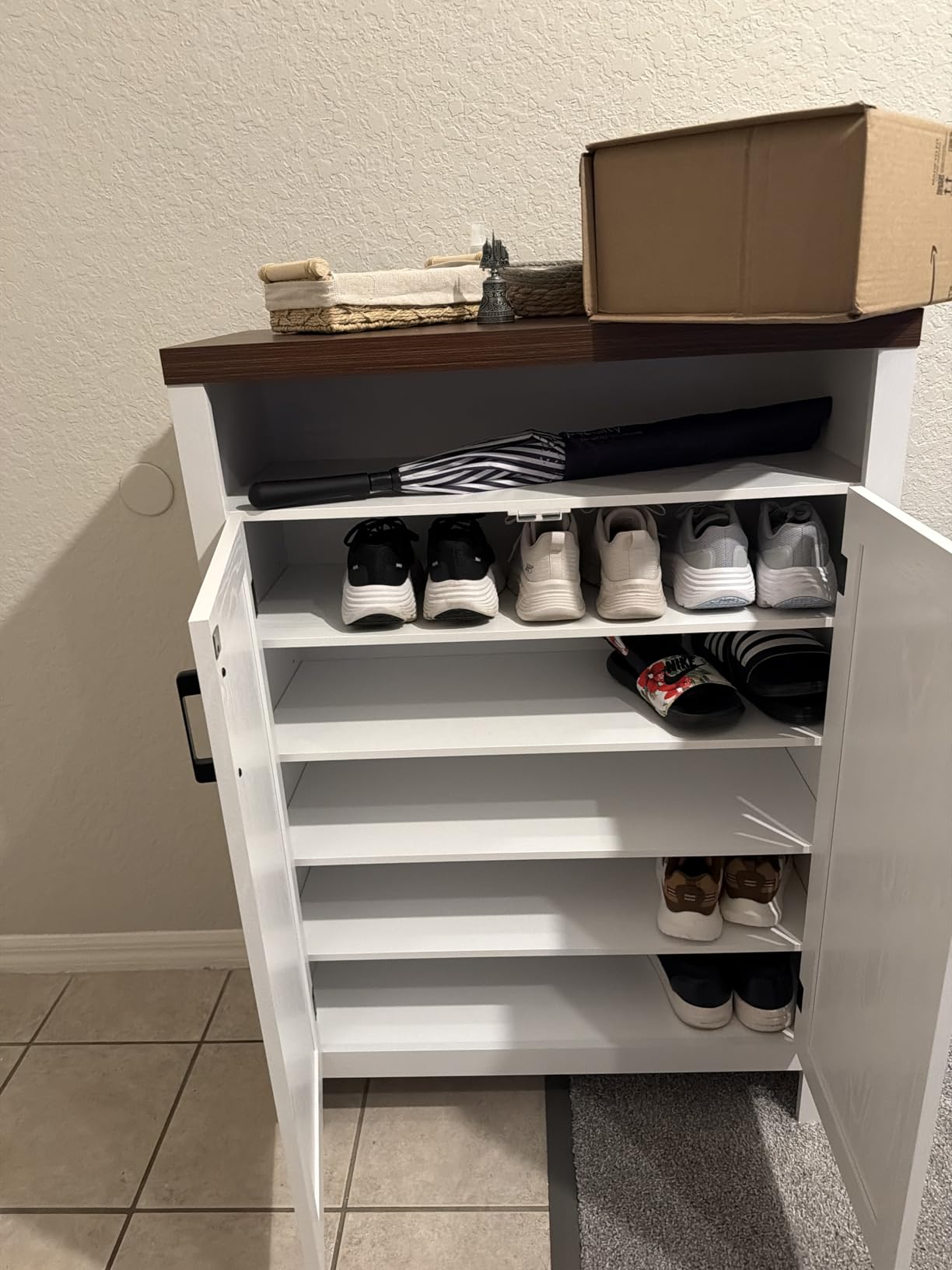 6-Tier Shoe Cabinet with Doors, Farmhouse Shoe Storage Cabinet with Adjustable Shelves, Large Capacity Wooden Shoe Rack Organizer for Entryway, Closet, Hallway, Living Room, White customer photo 2