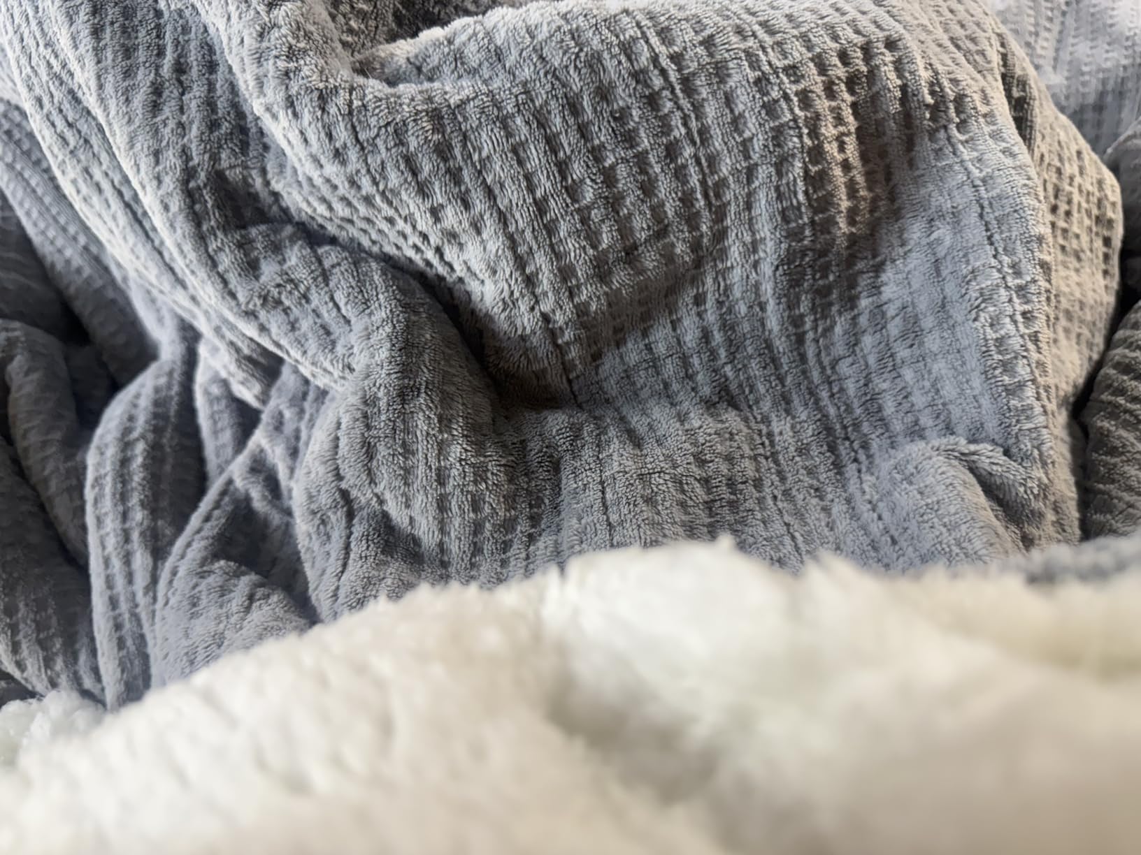 HOMLYNS LuxeHeat Heated Blanket Throw, Soft Flannel Sherpa, Electric Blanket 5 Heat Settings, Fast Heating, Heating Throw Blanket 3 Hours Timer Auto Shut Off, Machine Washable, 50×60 Inches, Grey customer photo 2