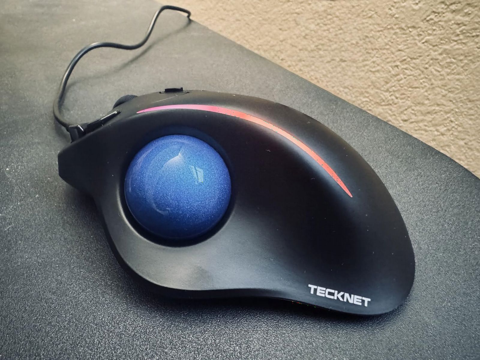 TECKNET Wireless Trackball Mouse, Bluetooth Mouse with Ergonomic Design, 3-Device Connectivity (Bluetooth & 2.4G), 5 Adjustable DPI, RGB Lighting customer photo 1