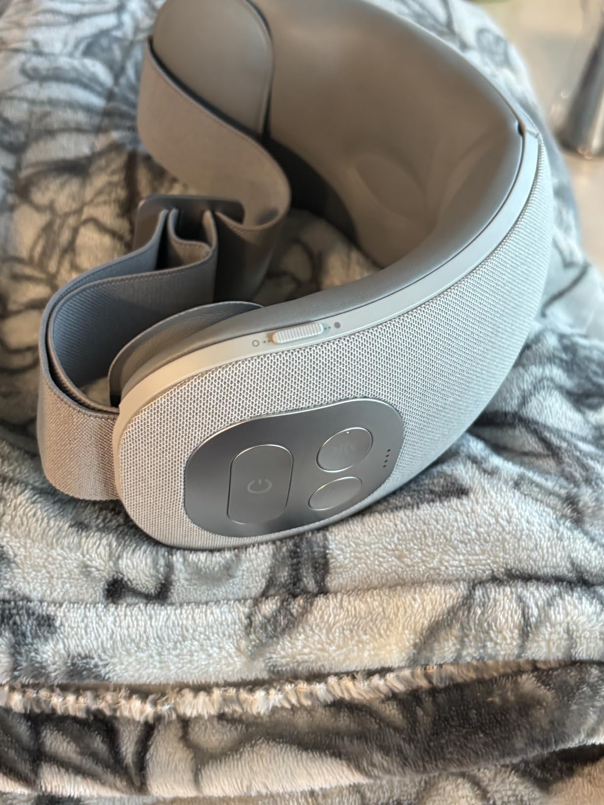 Ultra Quiet Eye Massager for Migraines with Temple Massage, Heat, Air Compression, Bluetooth Music Streaming, 10/15/20 Min Timer, Foldable Electric Eye Mask for Migraine Relief, Eye Strain, Eye Care customer photo 1