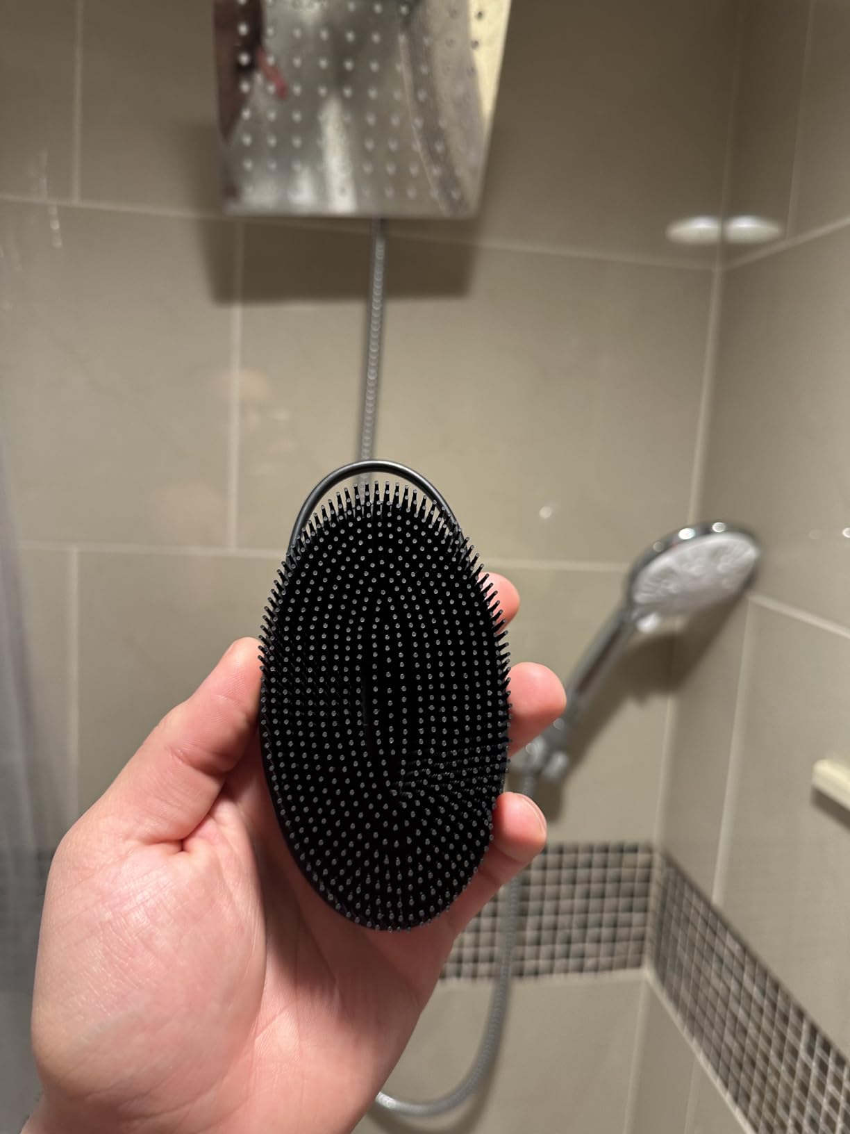 Avilana Premium Scalp Massager Shampoo Brush - SGS Certified Silicone Scrubber customer photo 2