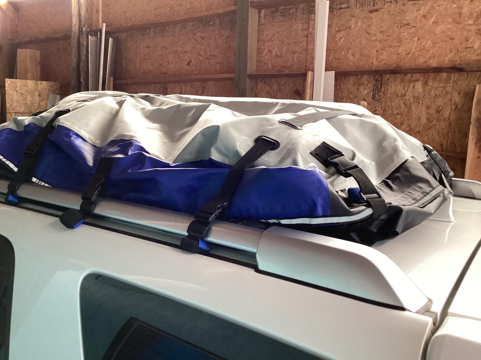WORKPRO Rooftop Cargo Carrier Bag, 21 Cubic Feet Waterproof Car Roof Bag | Heavy-Duty 840D PVC Material, Storage Bag, Secure 6 Door Hooks, Weather Resistant, Anti-Slip Mat Support for Vehicles customer photo 1