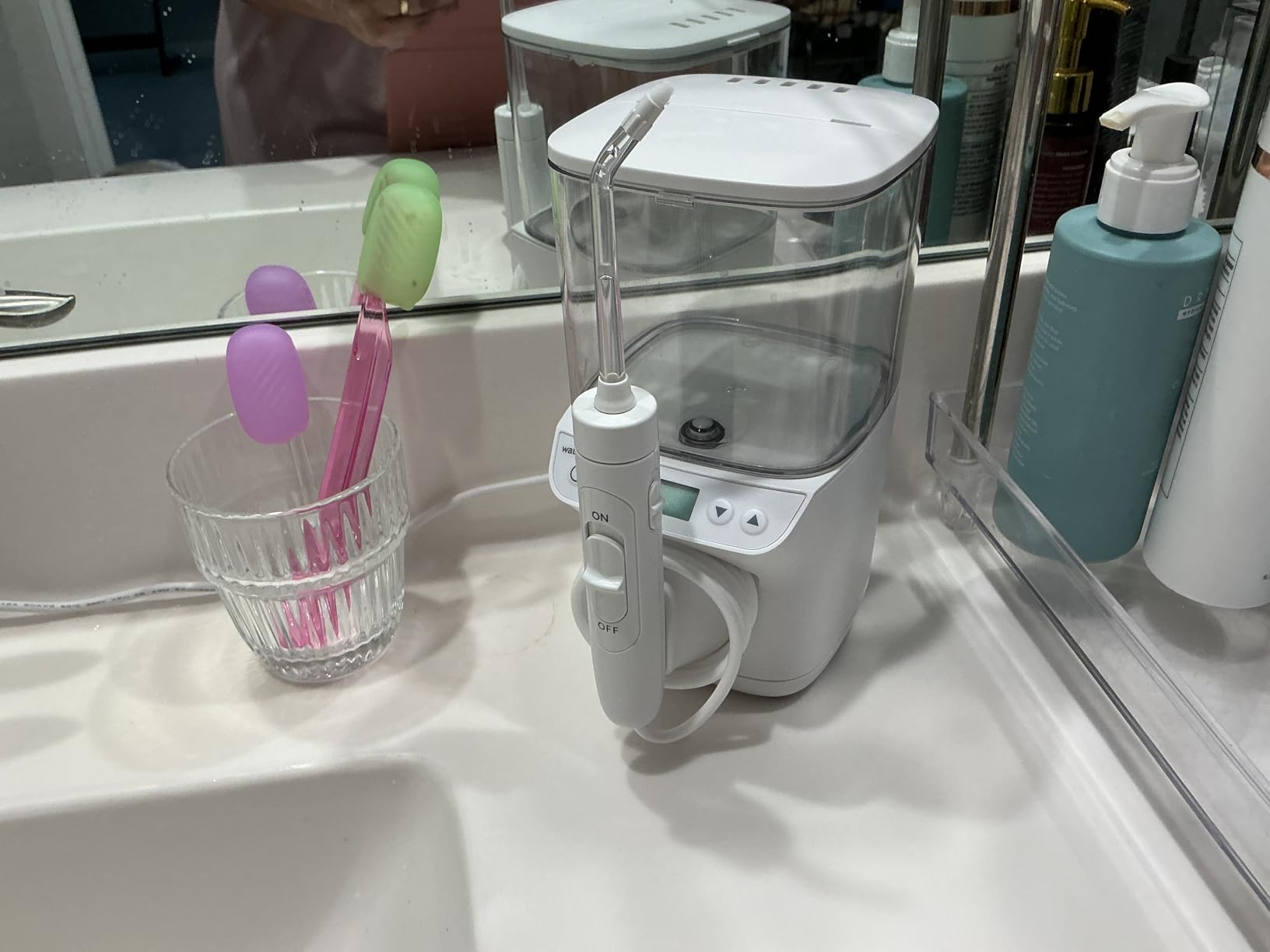 Waterpik Promax Countertop Water Flosser, SmartAdvance, 10 Settings, 5 Tips | Small and Quiet for Home Daily Gum Health, Dental Braces, Implants, Teeth Cleaning, Multiple Users, ADA Accepted, WF-23 customer photo 2