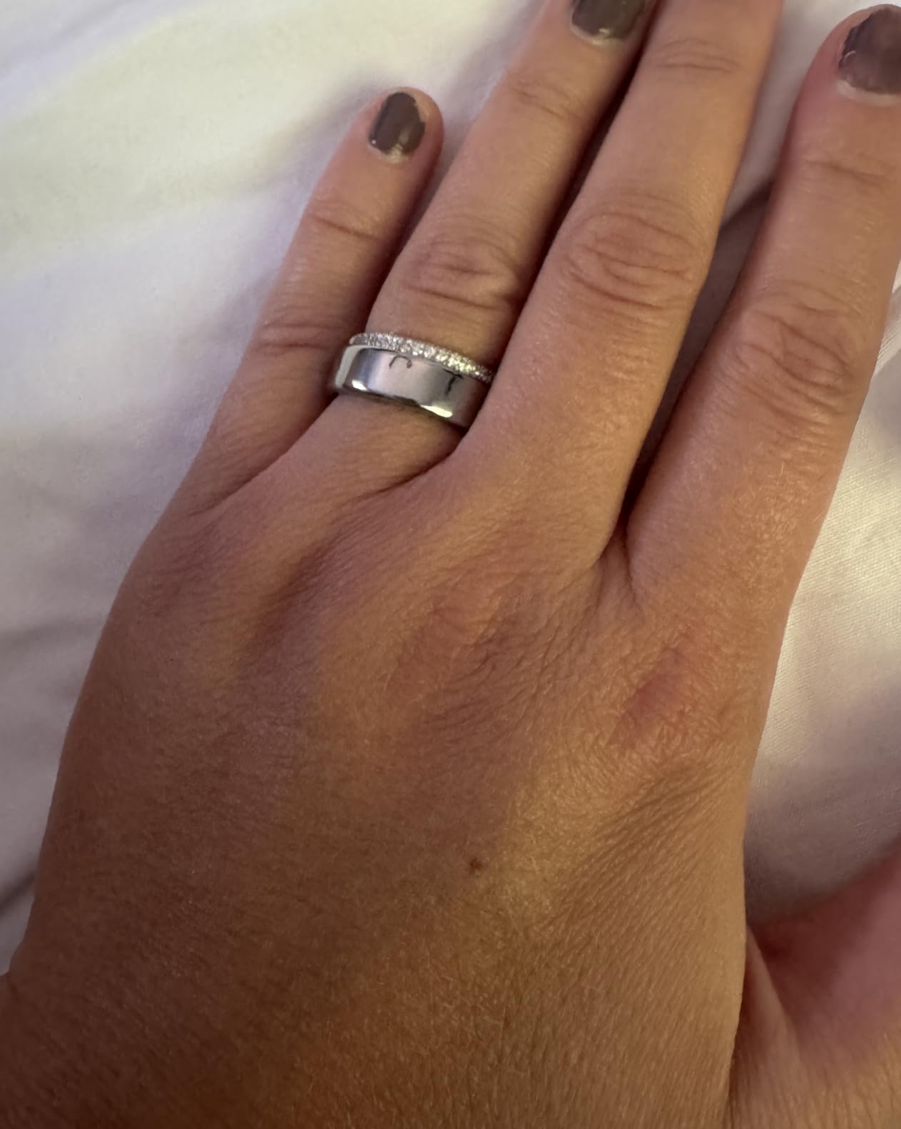 Oura Ring 5 Smart Ring - Silver - Size 7 - Fitness & Sleep Tracker | World's Smallest Smart Ring, Activity, Women's Health, AI Advisor, 1 Week Battery Life, IP68 Waterproof customer photo 2