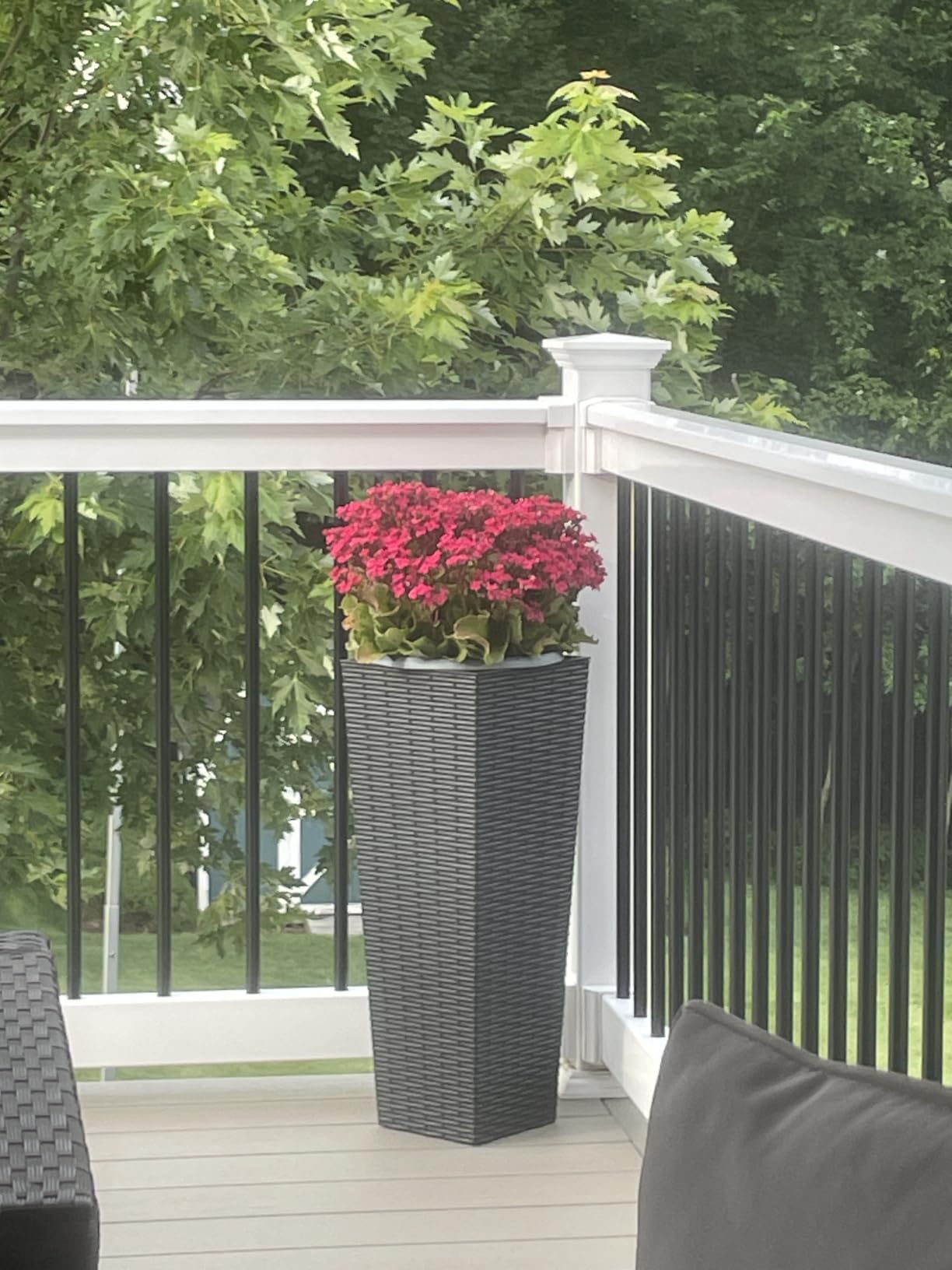 24 Inch Tall Plastic Planters (Set of 2), Detachable Inner Pot & Drainage Holes, Outdoor Decorative Flower Pots for Large Plants, Trees, Patio, and Garden, Black customer photo 1