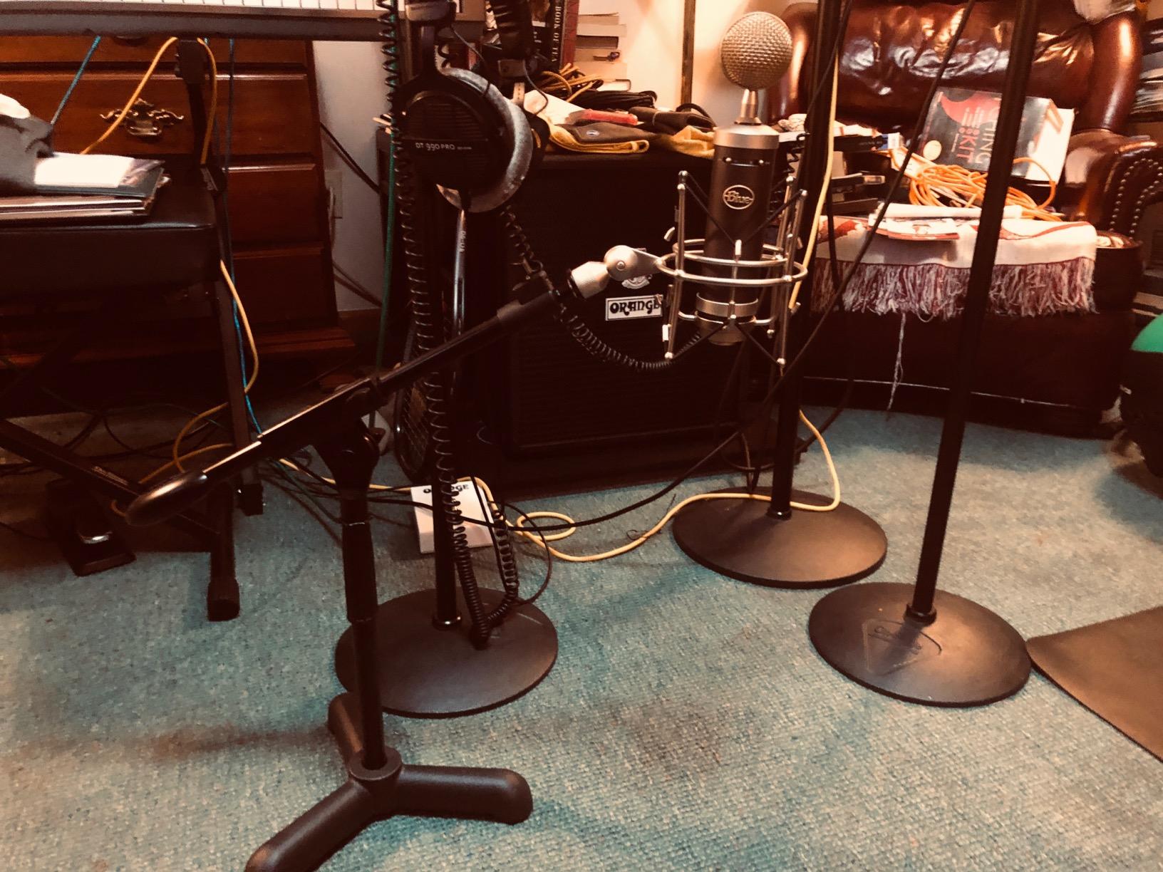 Samson MB1 Mini Boom Stand customer photo 1