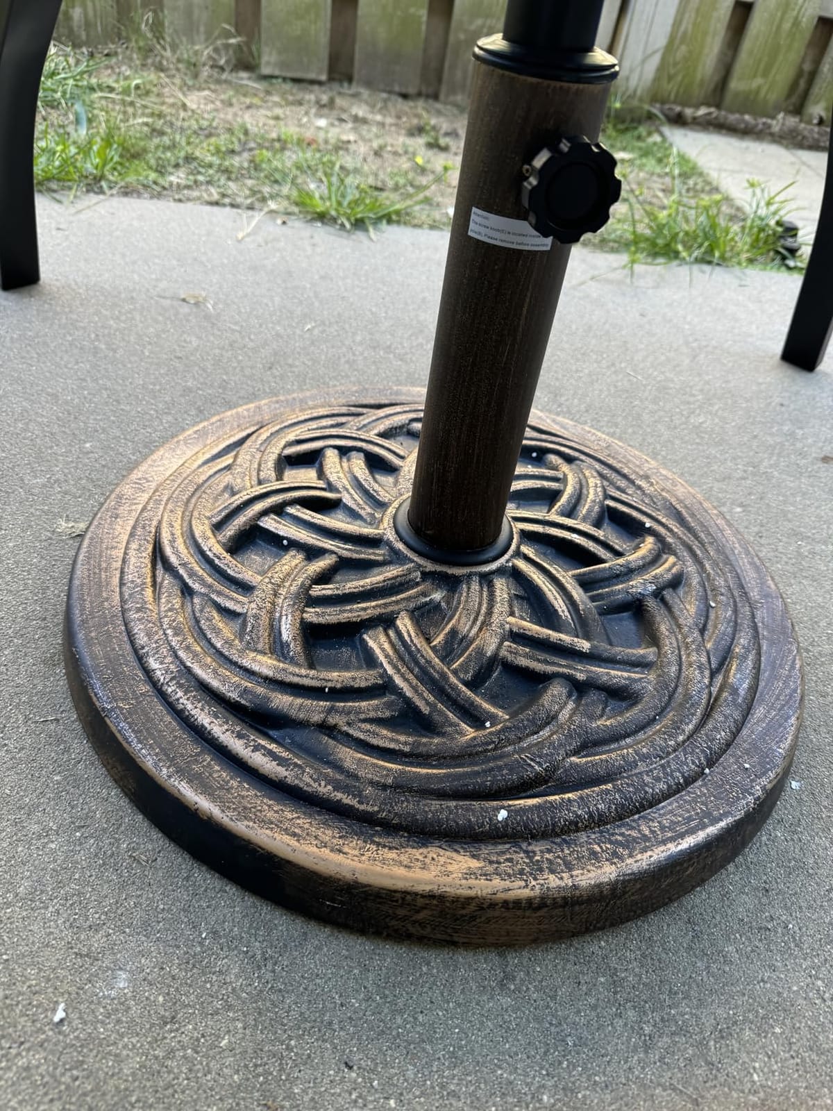 UBP18181-BR 18-Inch Cast Stone Umbrella Base, Made from Rust Free Composite Materials, Bronze Powder Coated Finish customer photo 2