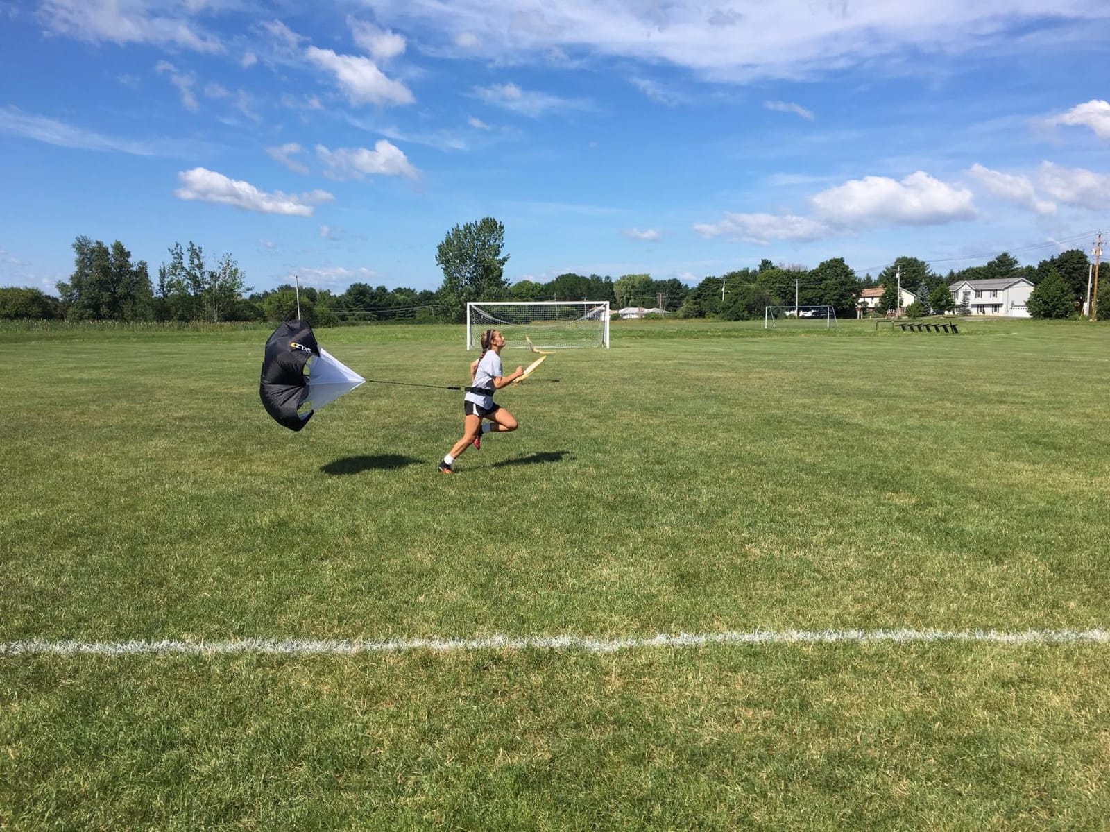 SKLZ Speed Chute Resistance Parachute for Speed and Acceleration Training customer photo 1