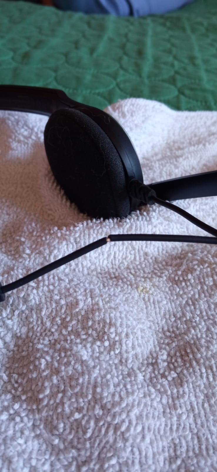 Sennheiser PC 8 USB - Stereo USB Headset for PC and MAC with In-line Volume and Mute Control - Black customer photo 2