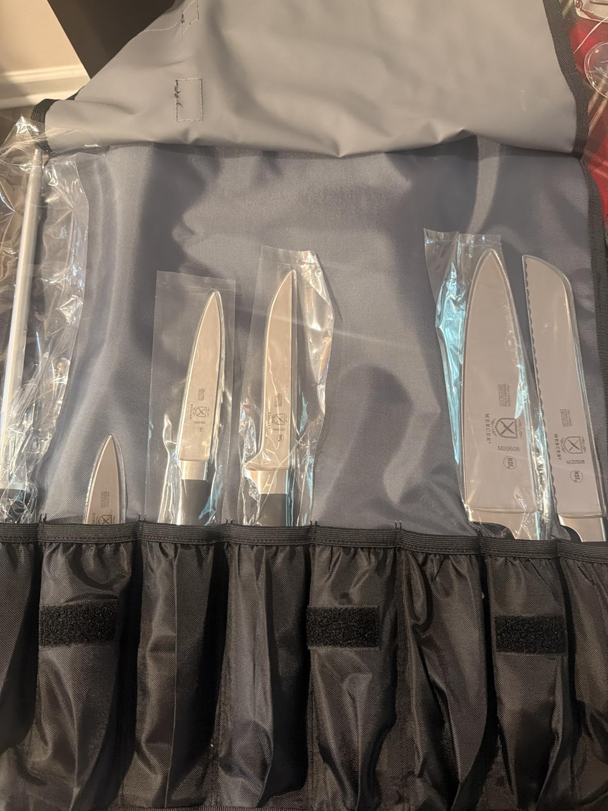 Mercer Culinary Millennia 8-Piece Knife Roll Set, Black Handles customer photo 2