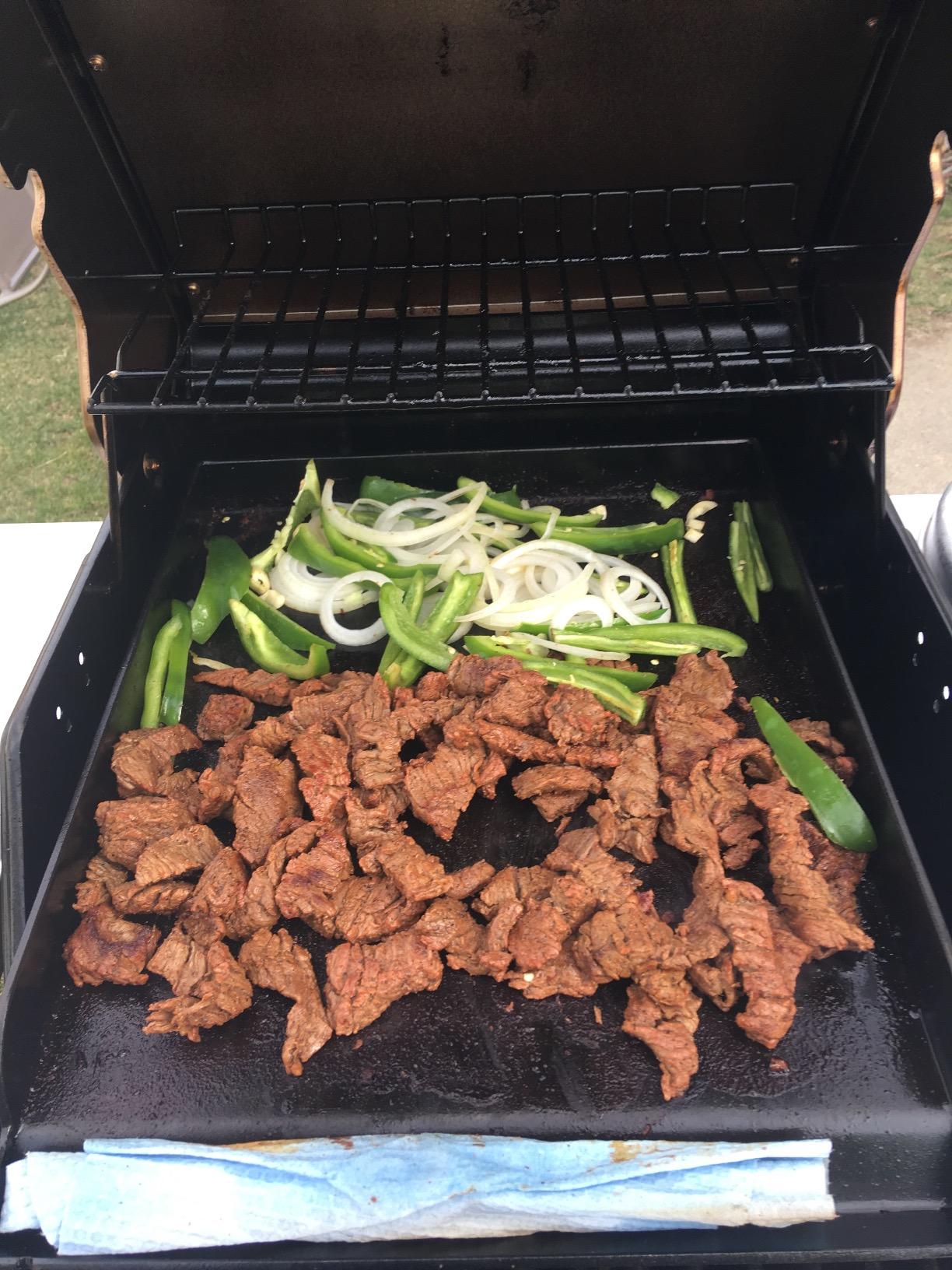 Camp Chef Single-Burner Griddle, 14x16 in., 224 sq in customer photo 1