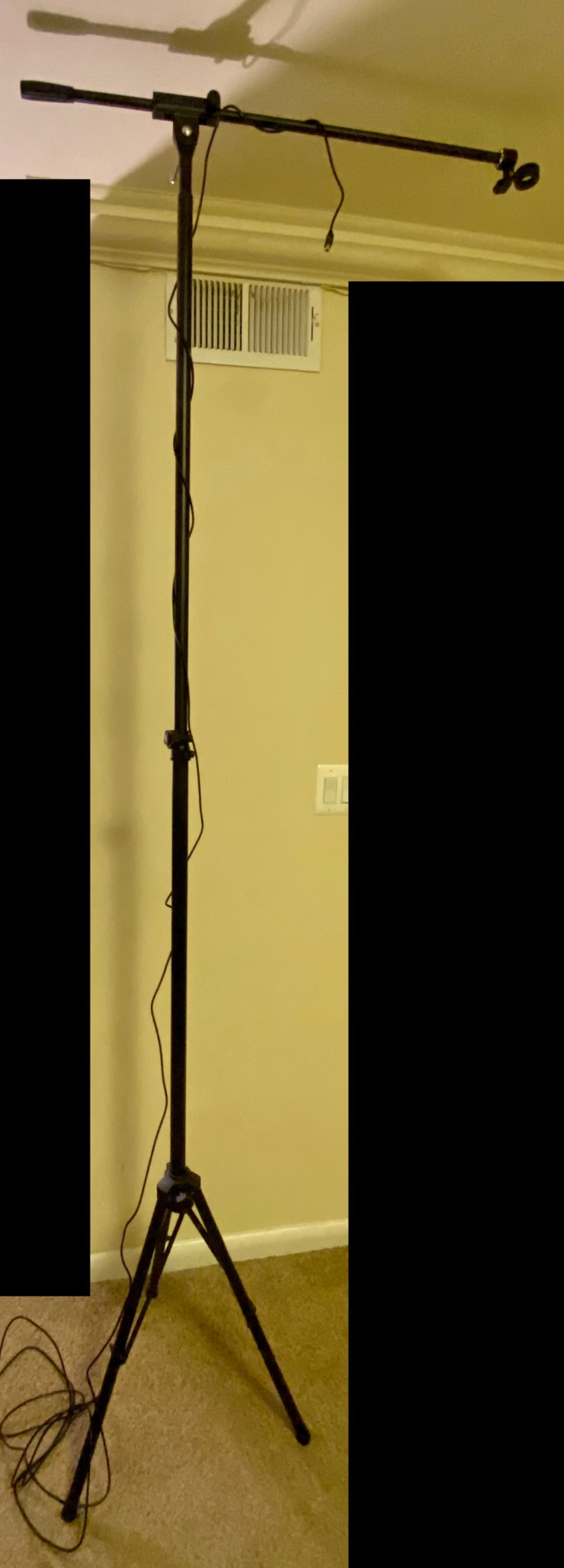 Pyle Heavy Duty Microphone Stand-Height Adjustable from 51.2'' to 78.75'' Inch High w/Extendable Telescoping Boom Arm 29.5'' and Stable Tripod Base-Clutch in T-Bar Adjustment Point PMKS56 customer photo 2