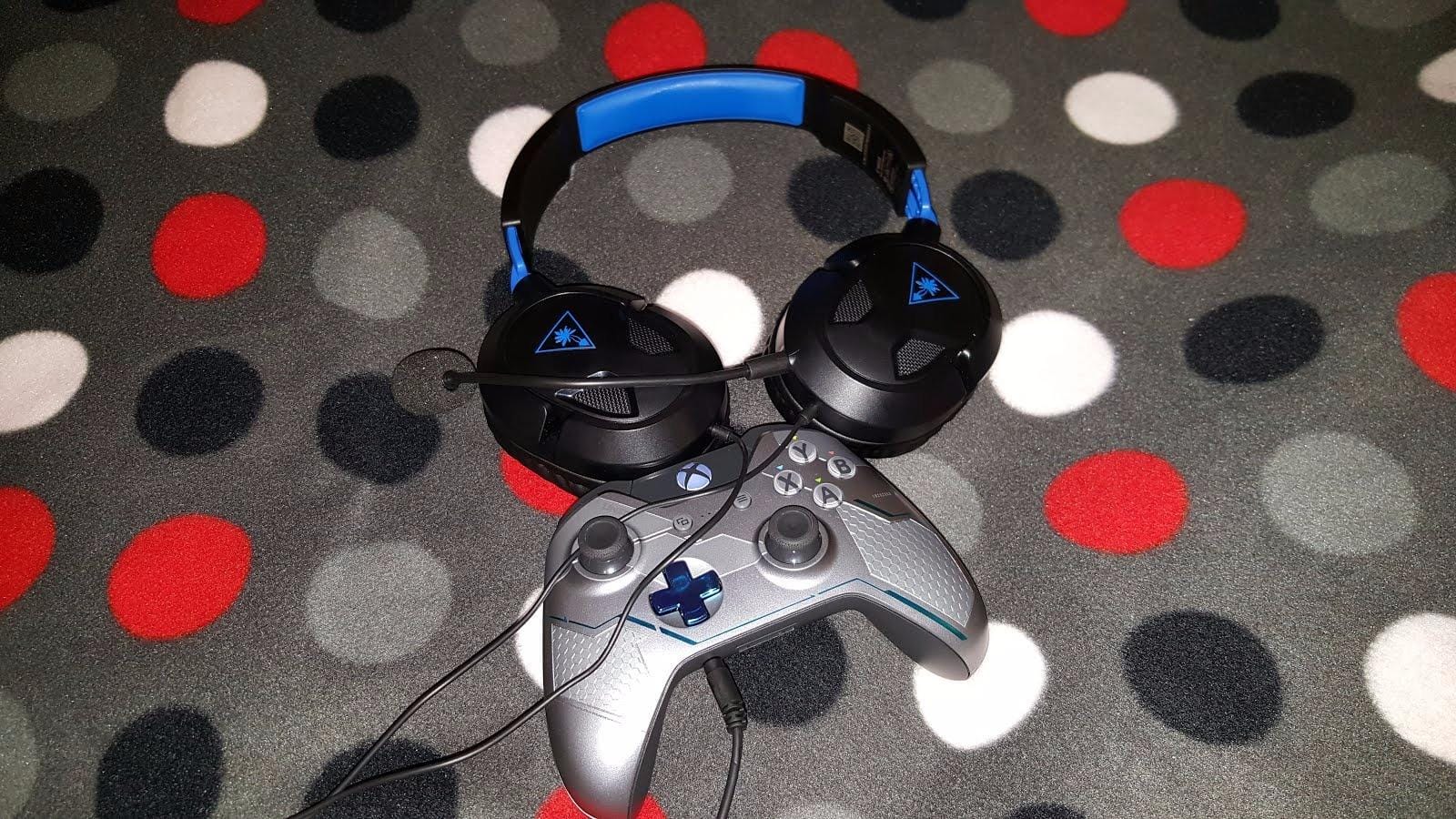 Turtle Beach Recon 50 Wired Multiplatform Gaming Headset for PS5, Xbox, PC customer photo 1