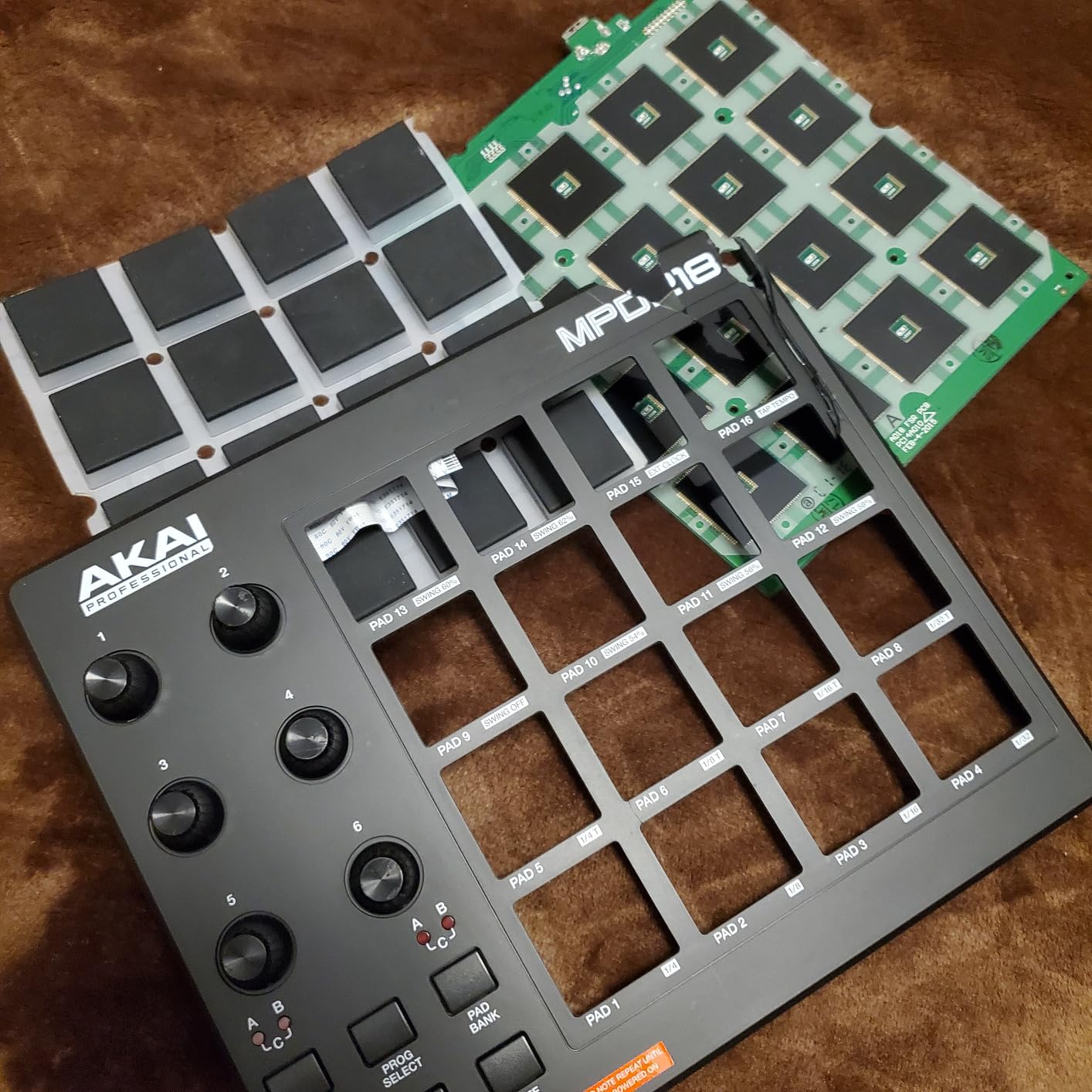 Akai Professional MPD218 USB MIDI Pad Controller customer photo 1