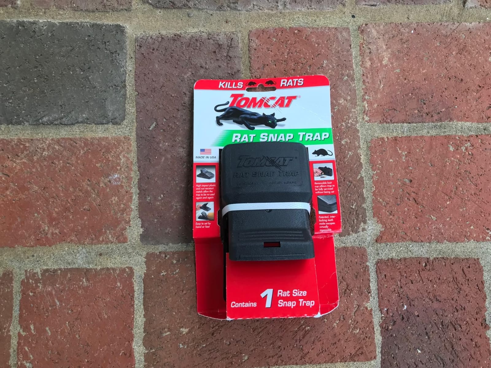 Tomcat Rat Snap Trap, 1 Rat Size Trap | Reusable - Effectively Kill Rats - Ideal for Home and Farm Use customer photo 2