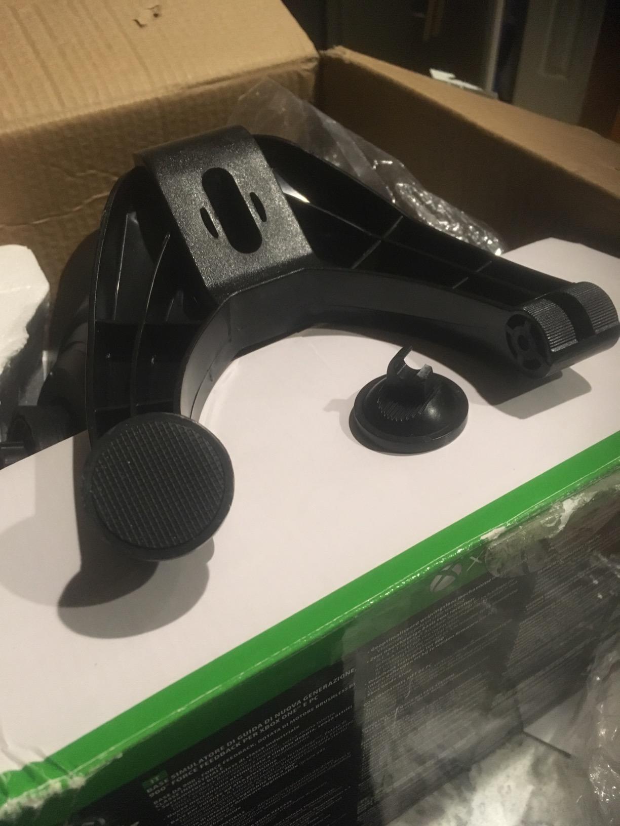 Thrustmaster TX Servo base Force Feedback Wheelbase - XBOX & PC customer photo 1