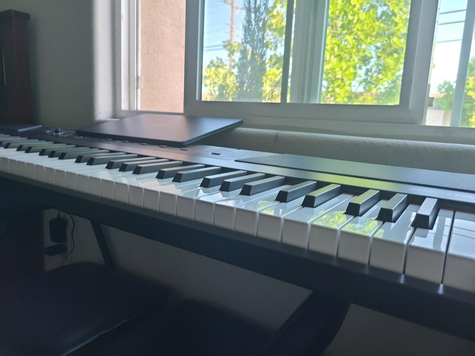 Alesis Recital Digital Piano 88-Key Semi-Weighted customer photo 1