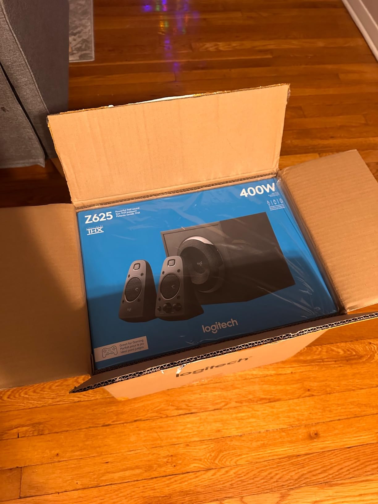Logitech Z625 Powerful THX Certified 2.1 Speaker System with Optical Input customer photo 2