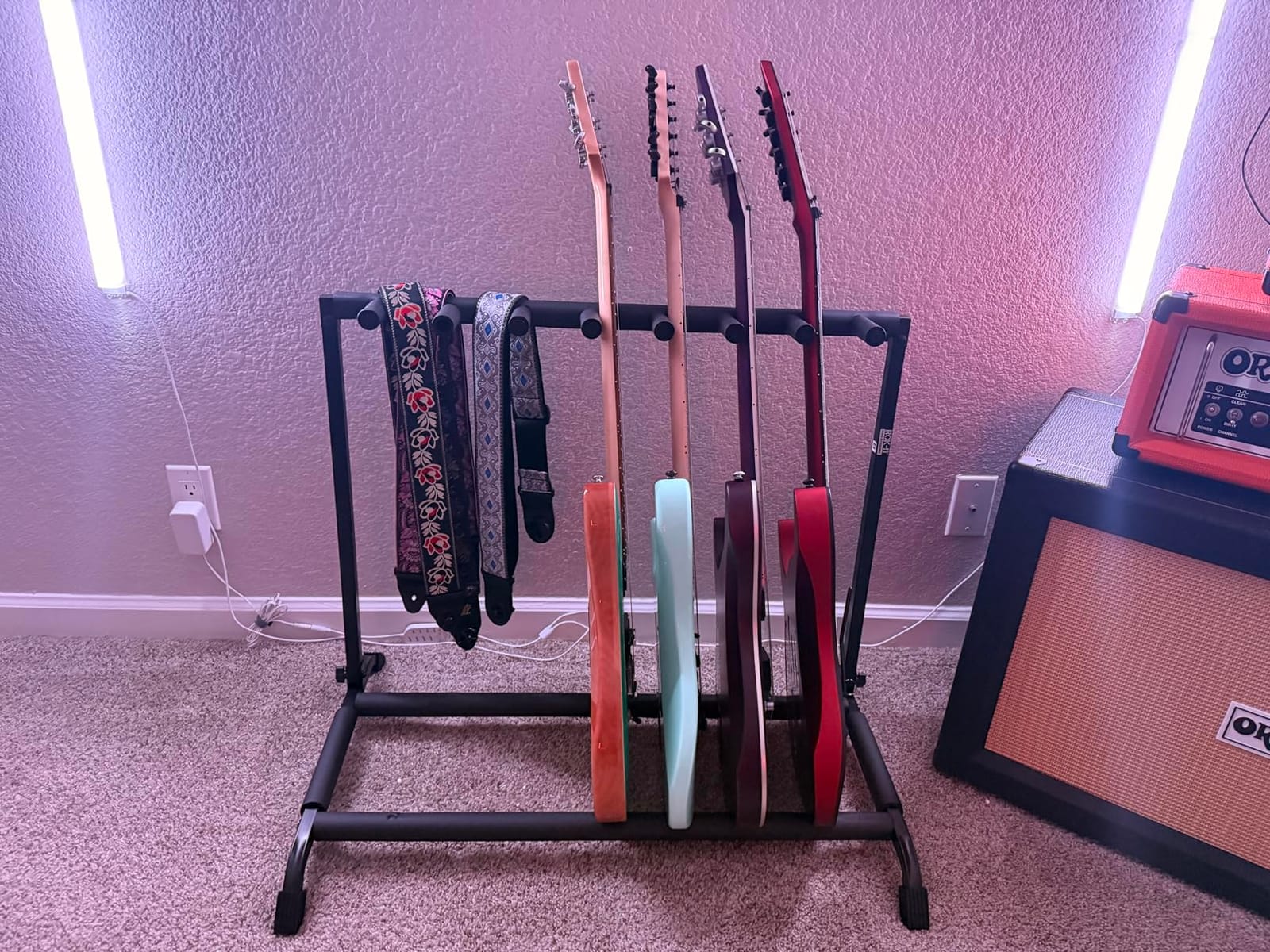 Gator Rok-It Collapsible Folding Guitar Rack Stand for 3 Guitars – Fits Acoustic, Electric, or Bass Guitars – Portable, Durable, Space-Saving Storage (RI-GTR-RACK3) customer photo 1