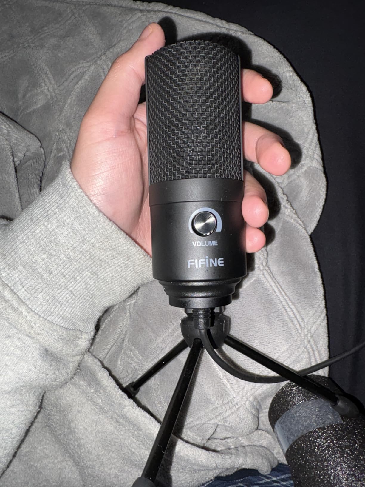 FIFINE K669B USB Microphone, Condenser Recording Mic for Vocals, Meeting | Metal Cardioid Laptop Mic for MAC OS, Windows, Voice Overs, Streaming, Online Meeting and YouTube Videos customer photo 1
