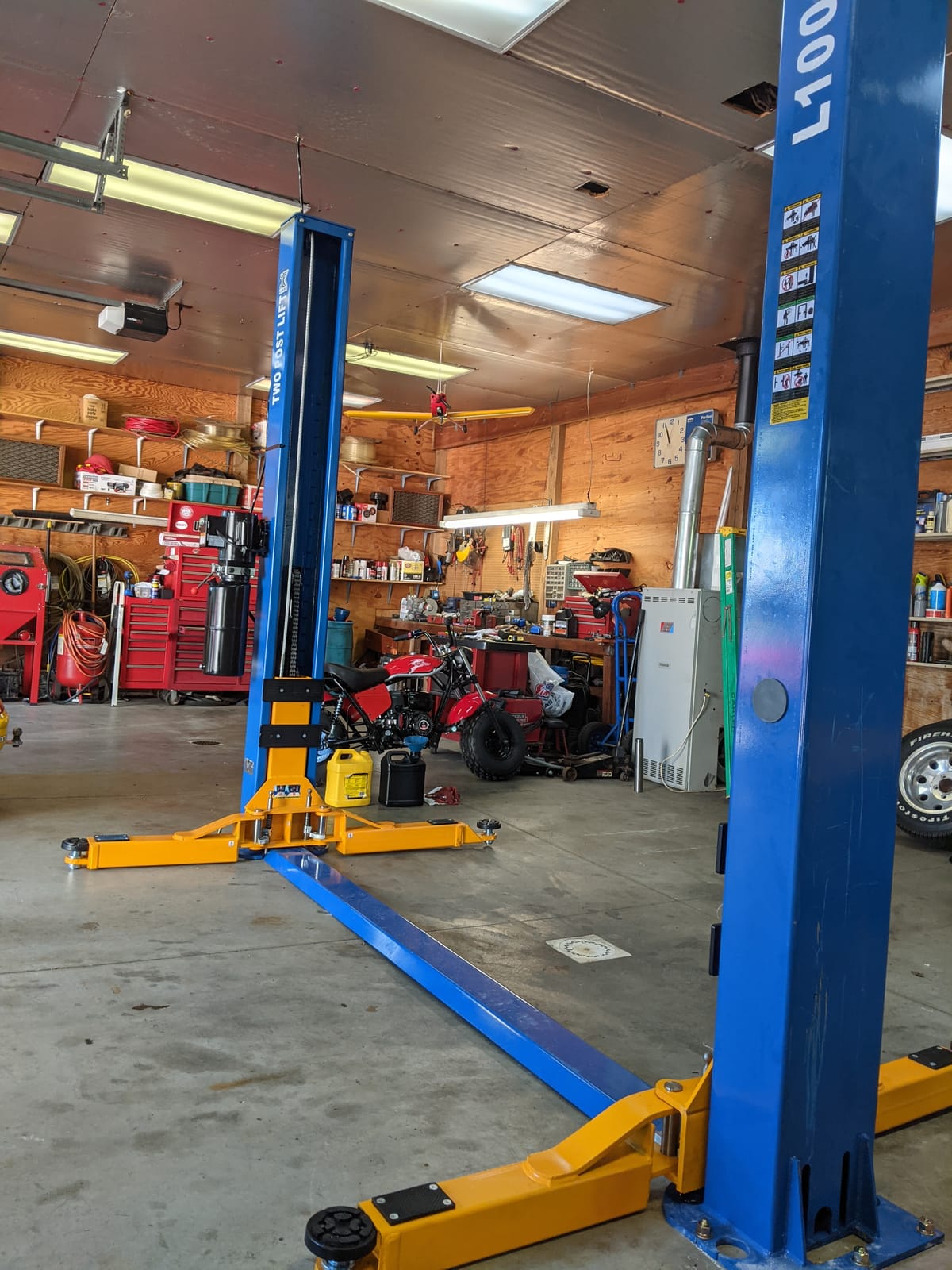 XK 2 Post Auto Car Lift 10000 lb Capacity Truck Clear Floor 220V,L1000 customer photo 1