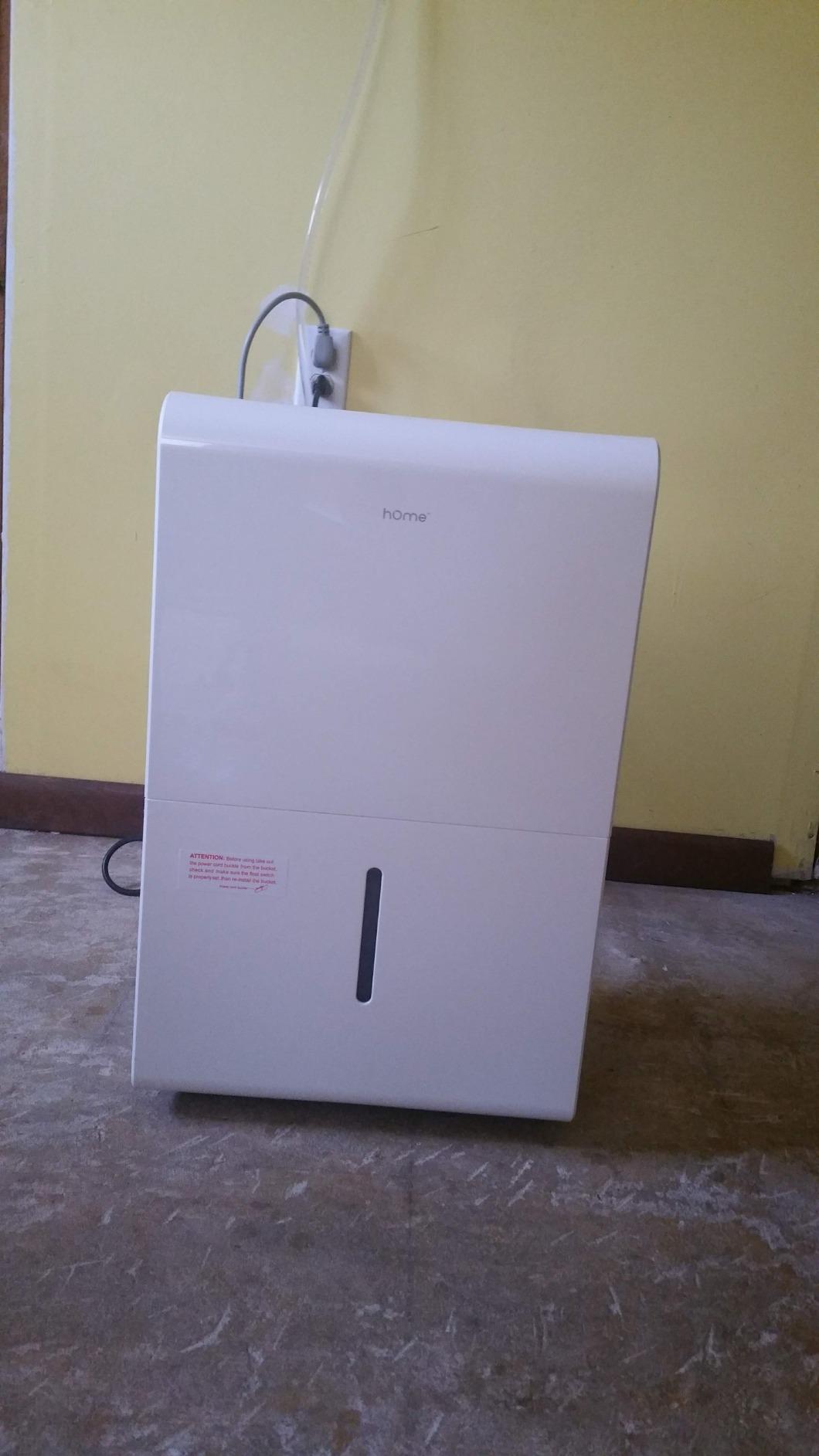 hOmeLabs Dehumidifier 7,000 Sq Ft 50 Pint (MAX 120 Pint at 95F, 90% RH) | WIFI + Upgraded Advanced Humidity & Moisture Control, Quiet, Efficient, Auto Shut-off, Ideal for Home, Basement, Office customer photo 1