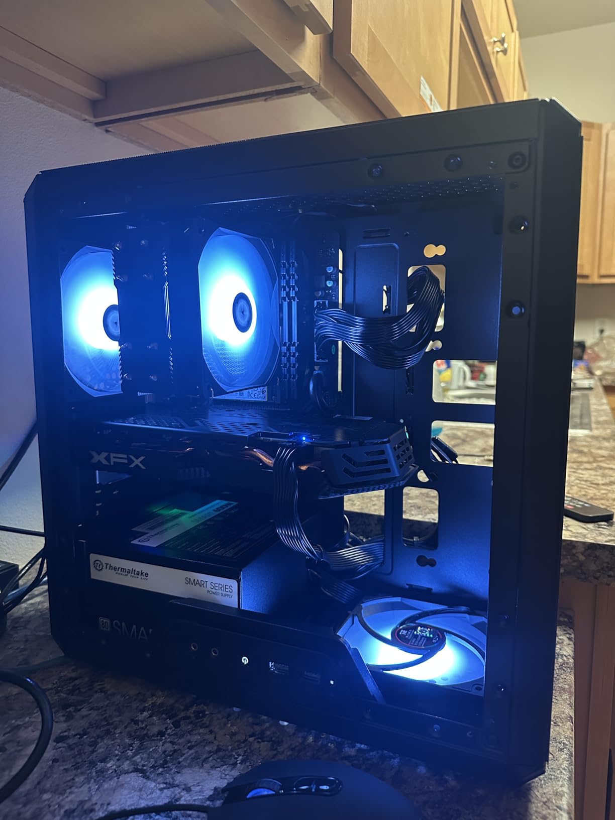 Cooler Master Q300L V1 Micro-ATX PC Case, High Airflow, Transparent Panel customer photo 1